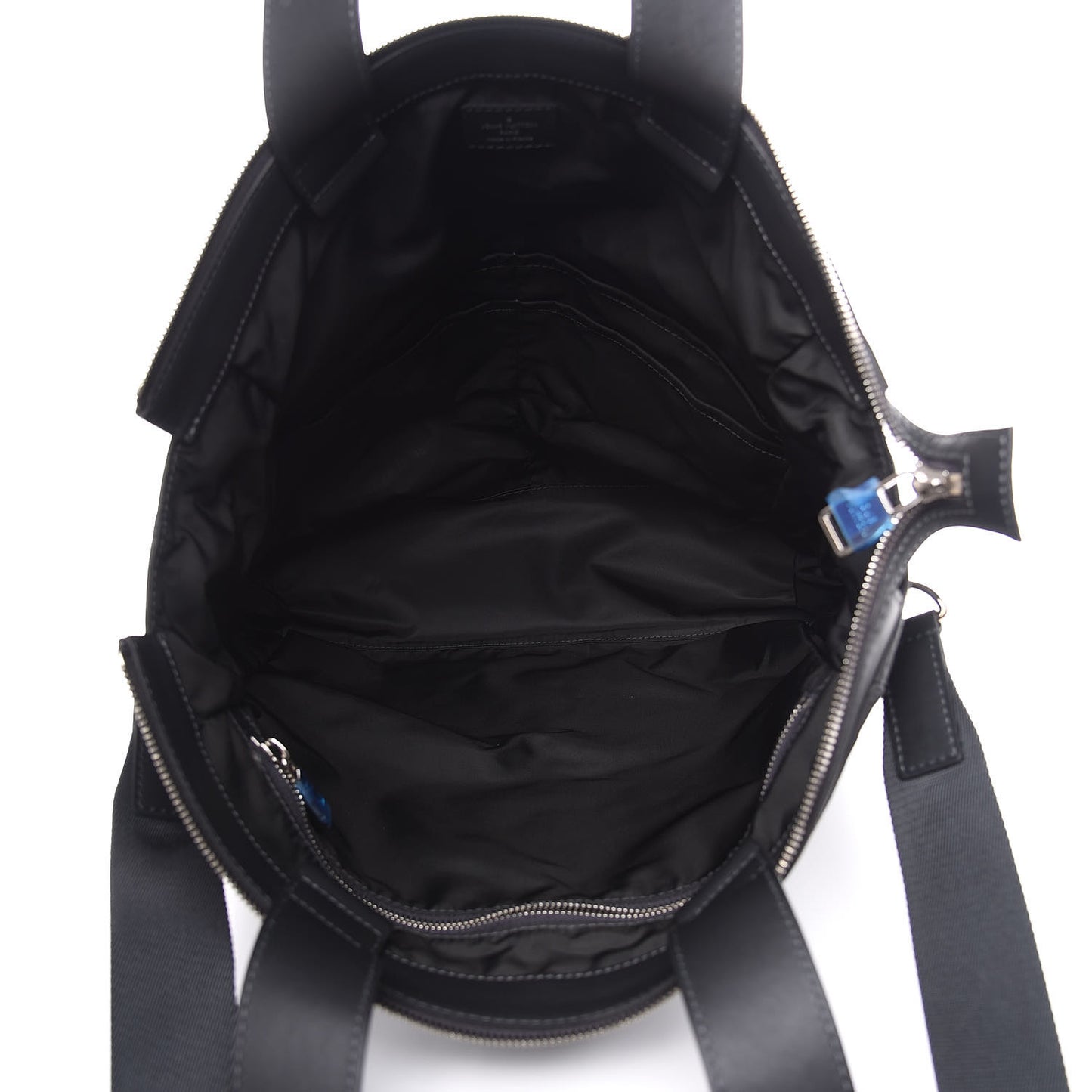 Calfskin V Line Move Messenger Asphalt