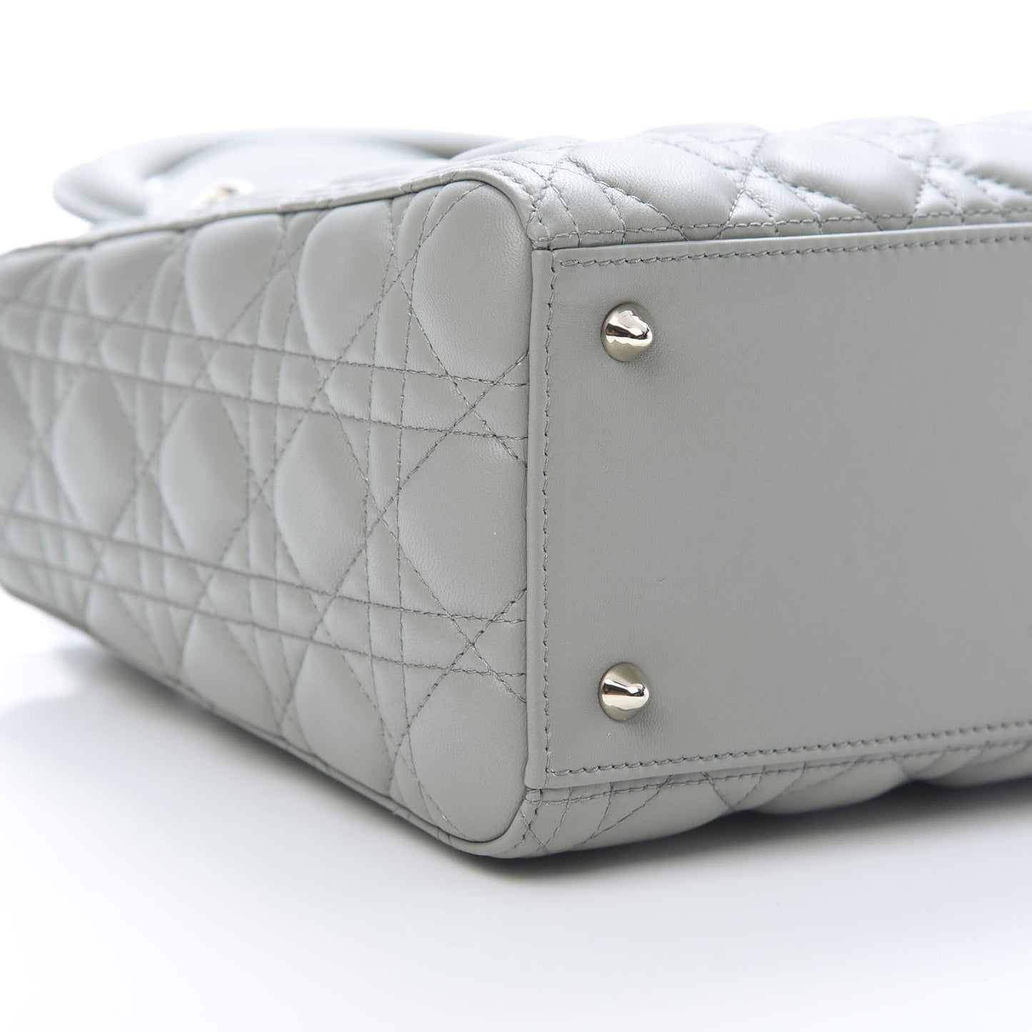 Lambskin Cannage Medium Lady Dior Grey