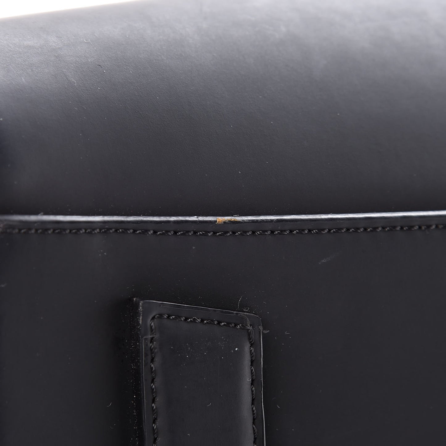 Rubber Effect Calfskin Medium Antigona Black