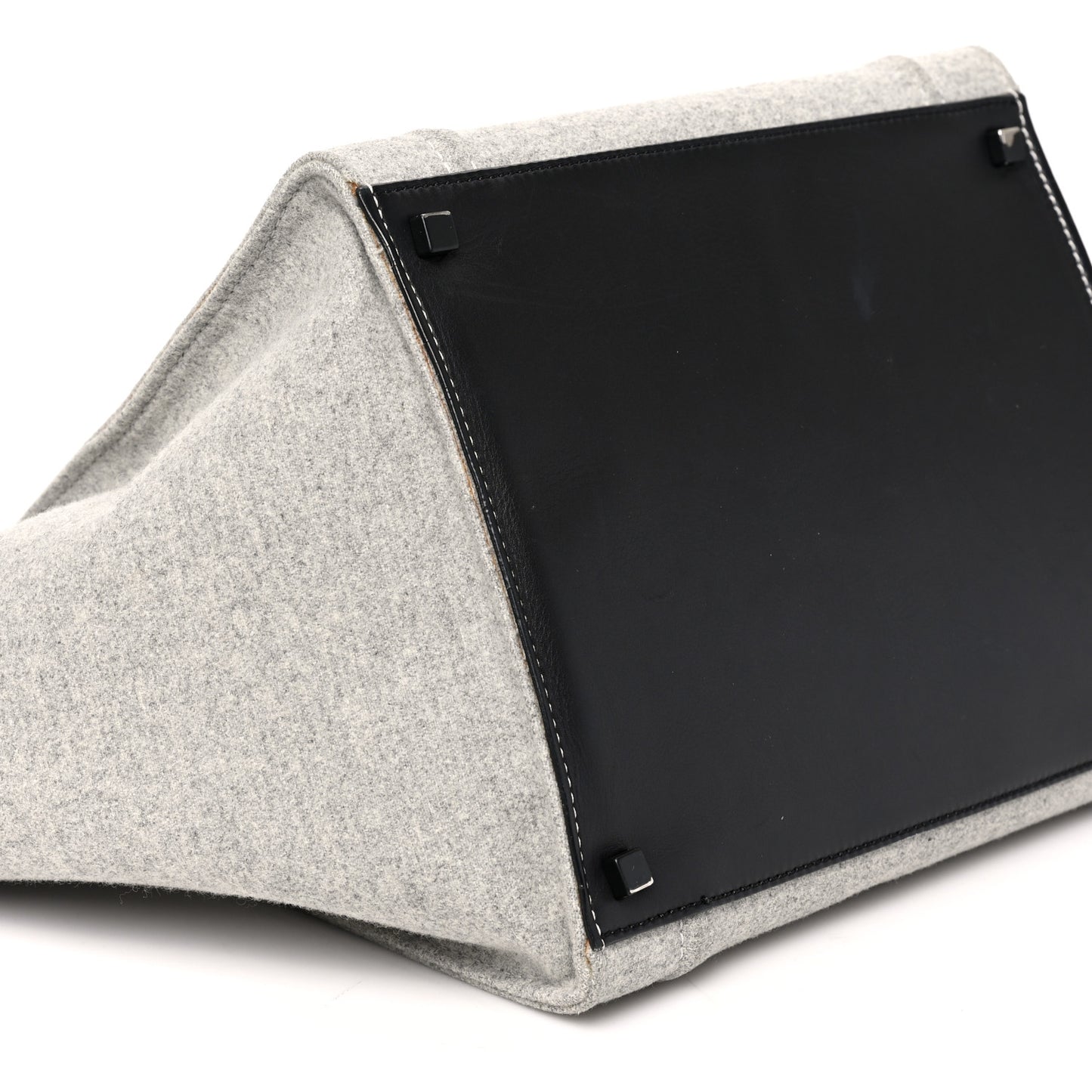 Felt Medium Phantom Luggage Pearl Grey
