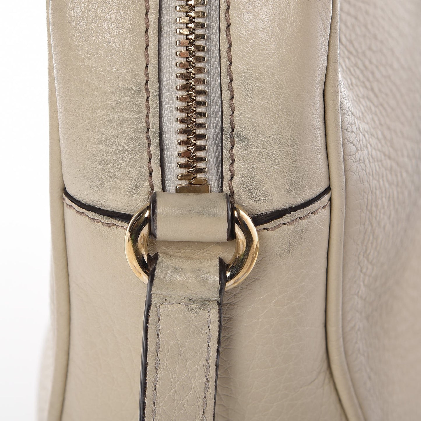 Pebbled Calfskin Small Soho Disco Bag Off White