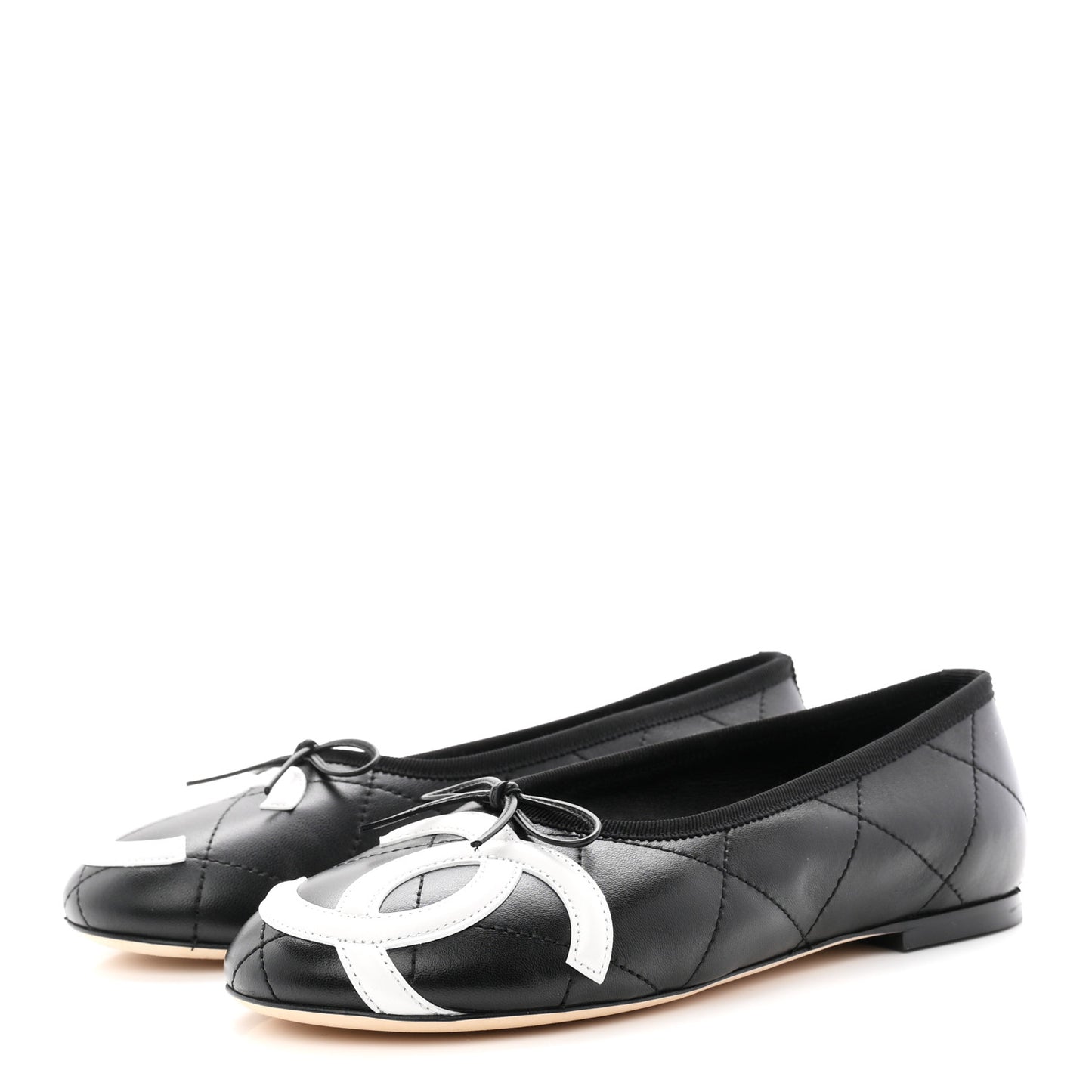 Lambskin Quilted CC Cambon Ballet Flats 37.5 Black White