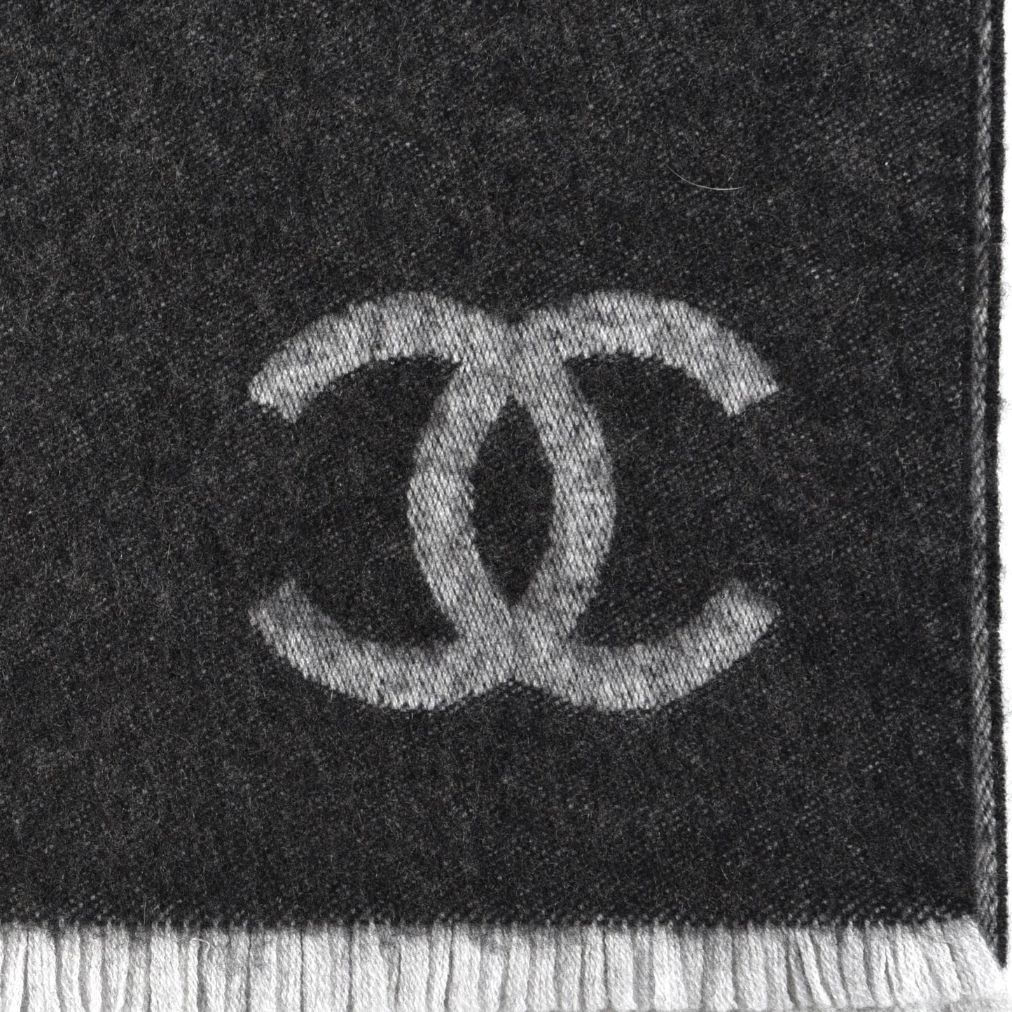 Cashmere Silk CC Logo Fringe Scarf Black Grey