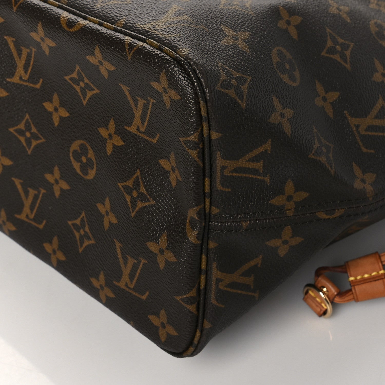 Louis Vuitton Monogram Neverfull MM 9 of 9