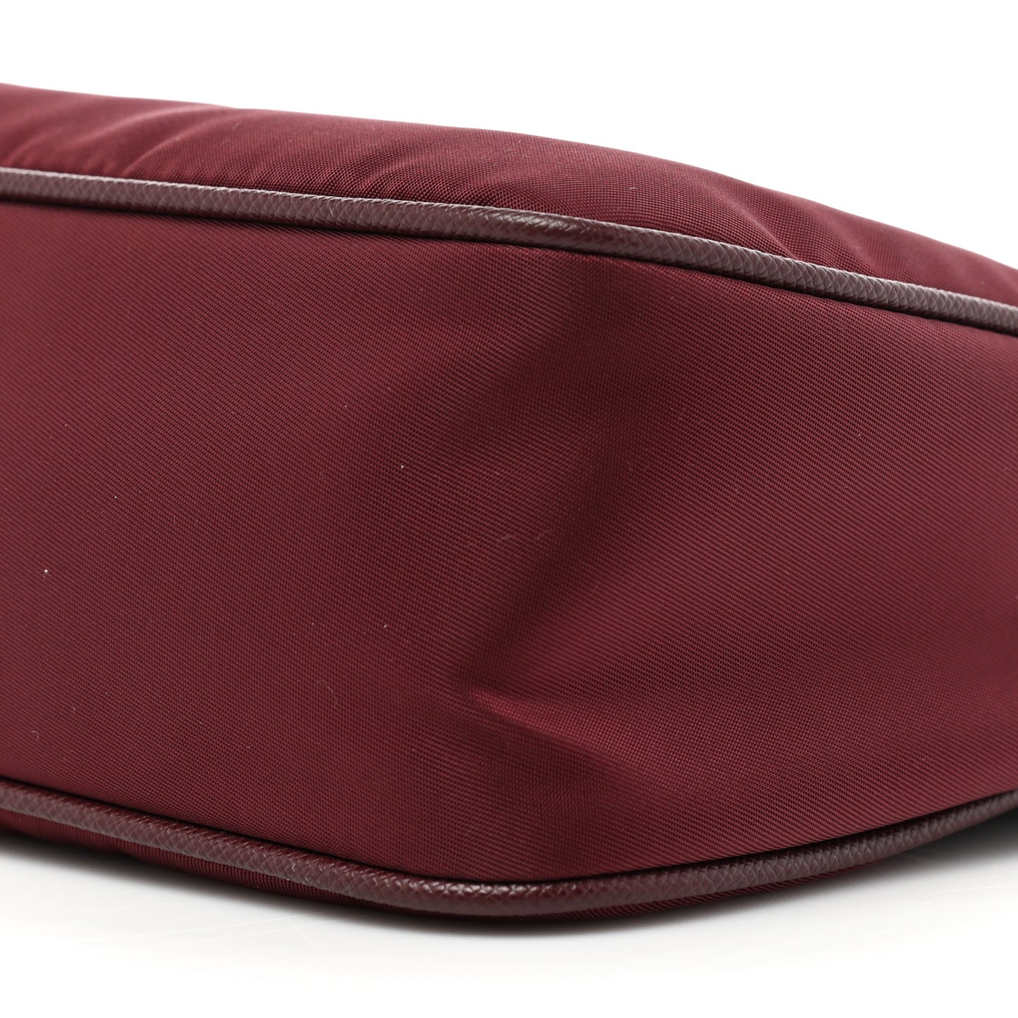 Tessuto Nylon Re-Edition 2005 Shoulder Bag Granato
