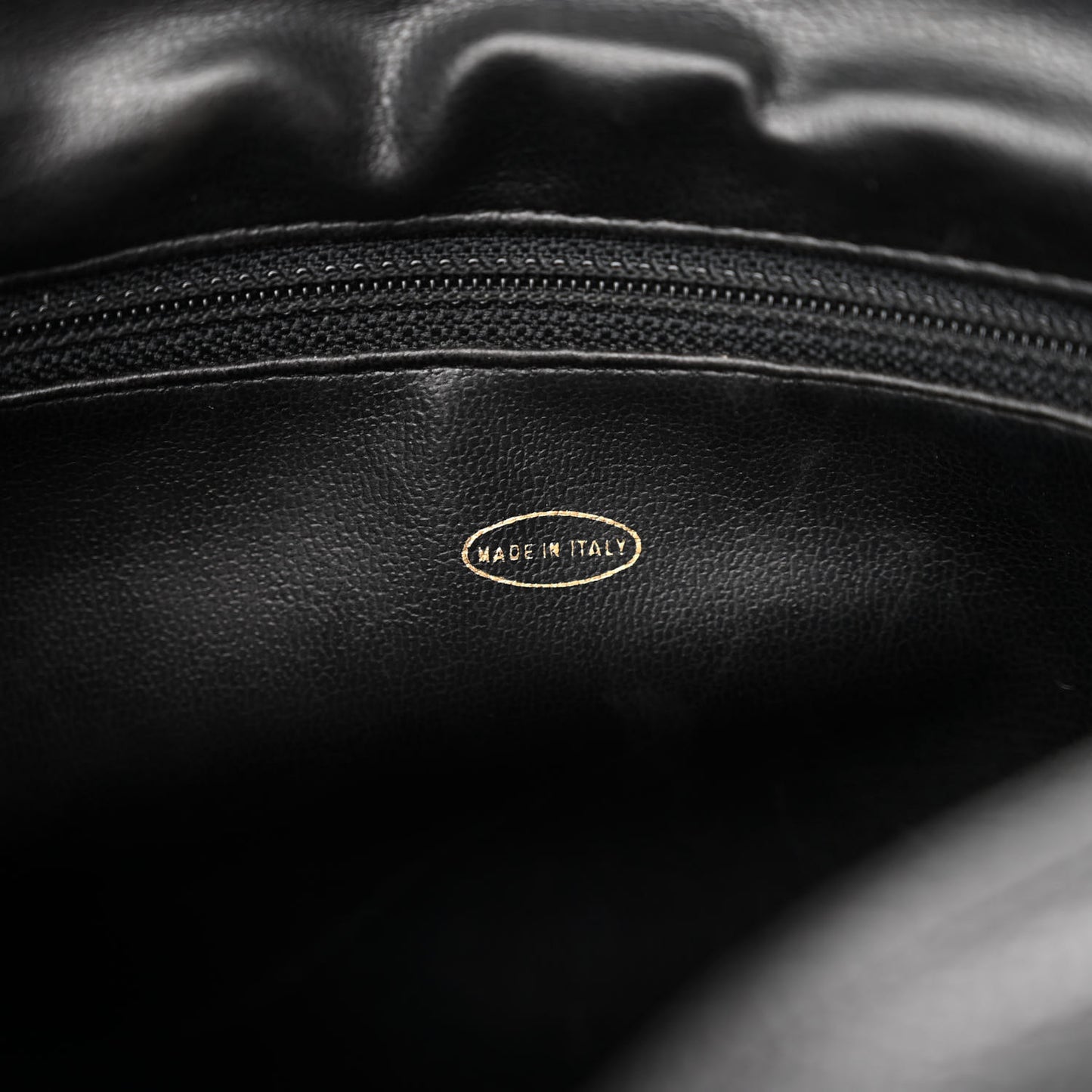 Caviar CC Shoulder Bag Black