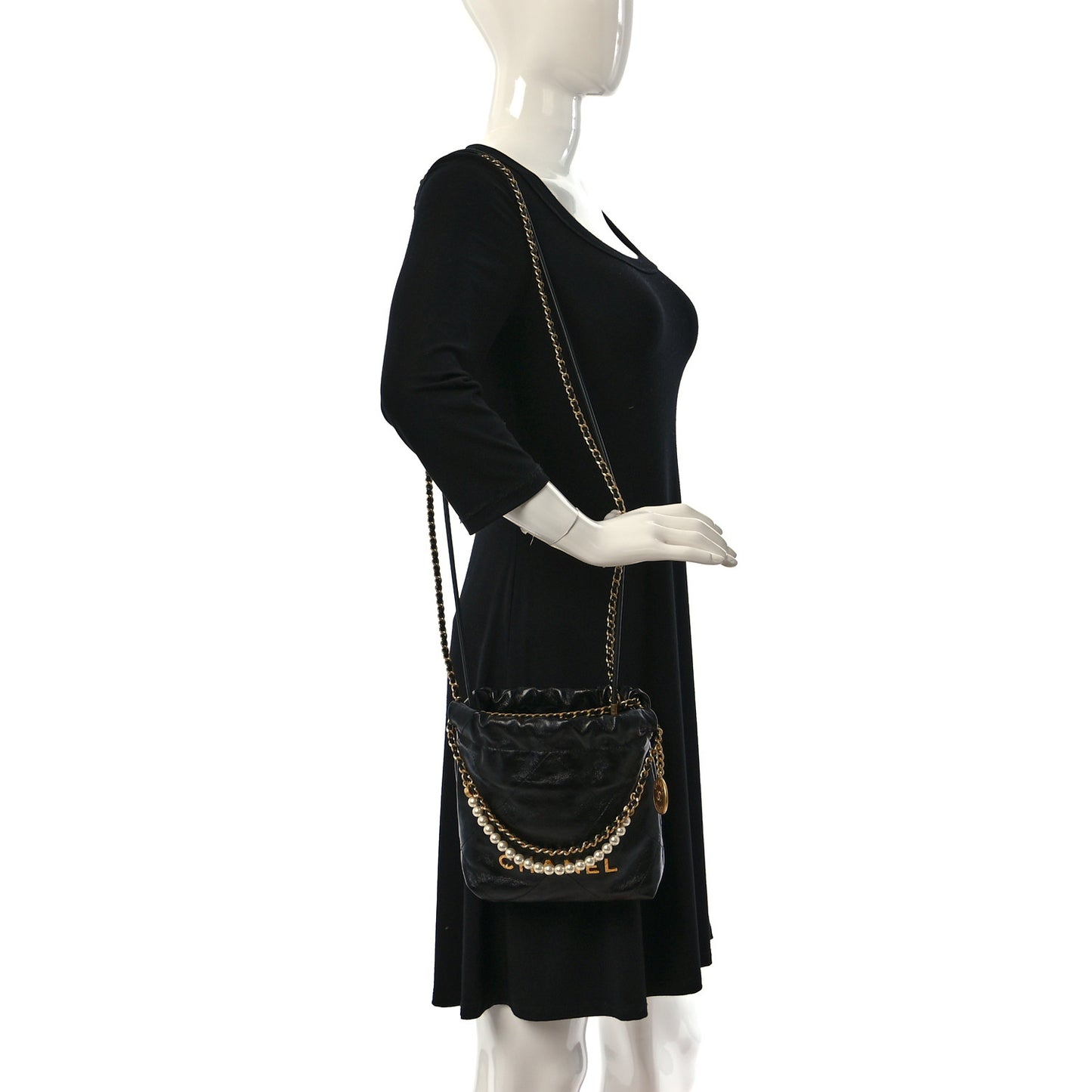 Shiny Crumpled Calfskin Quilted Pearl Mini Chanel 22 Black