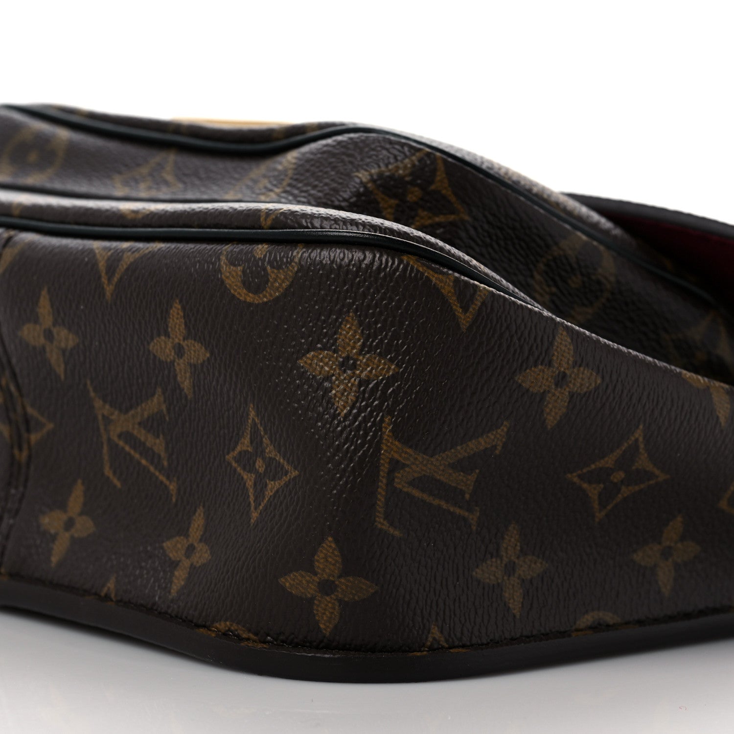 Louis Vuitton Monogram Passy 8 of 9