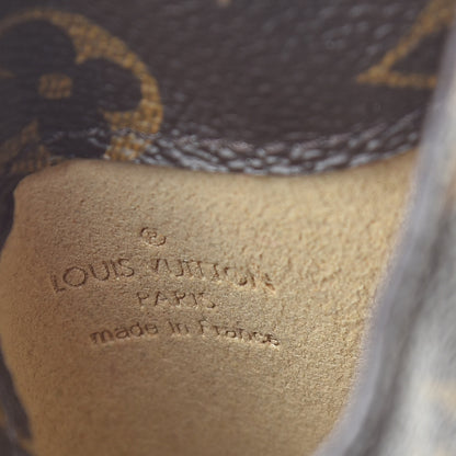 Louis Vuitton Monogram Sunglasses Case MM 6 of 9