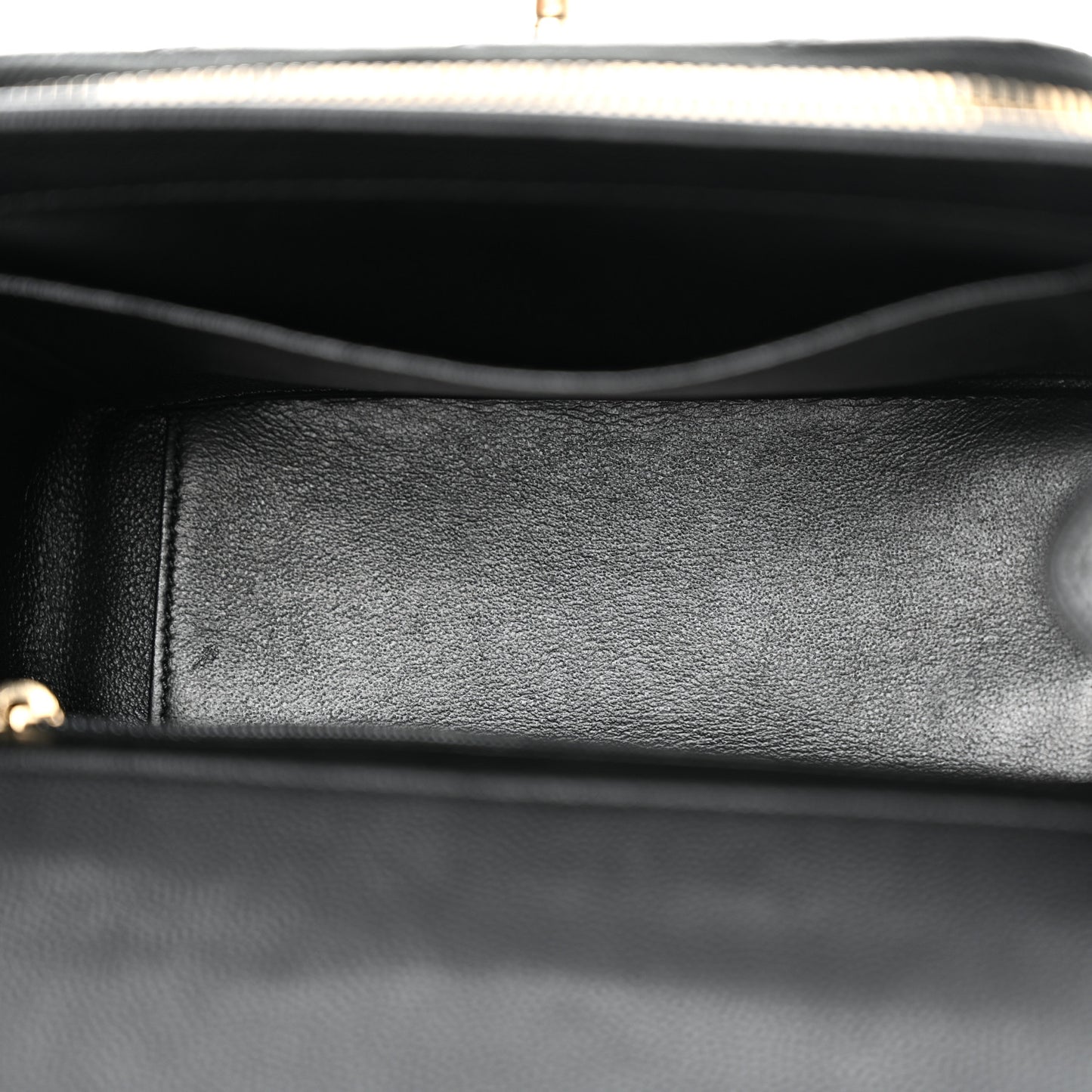 Caviar Quilted Small Business Affinity Flap Black