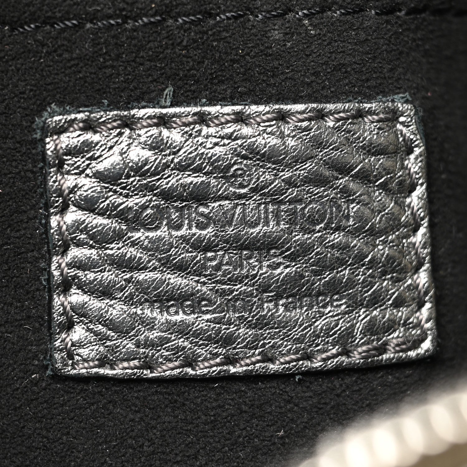 Louis Vuitton Mahina XS Argent 6 of 14