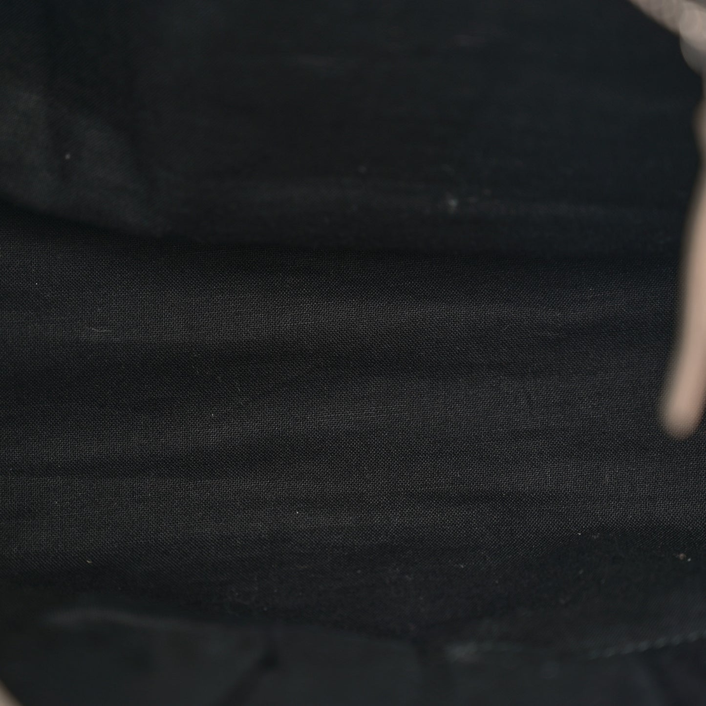 Chevre Silver Metallic Edge Hardware City Gris Taupe