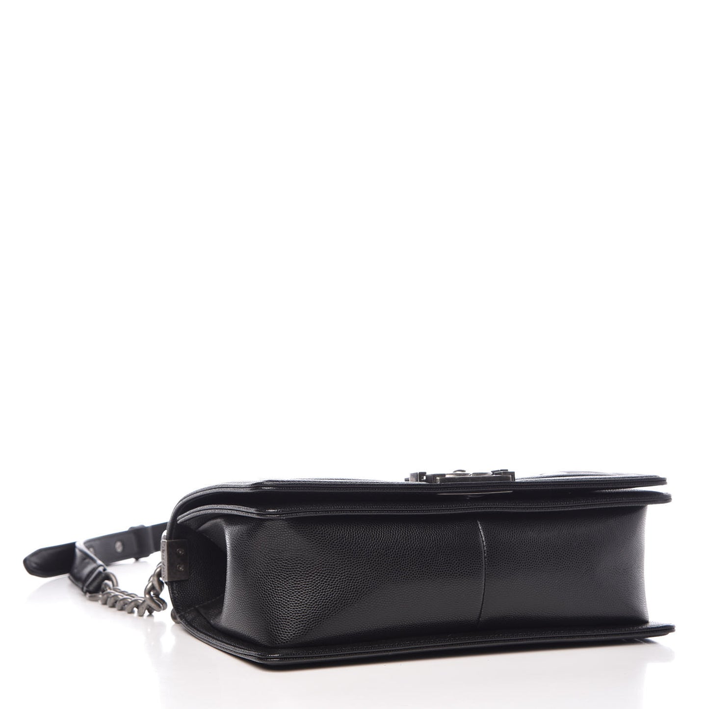 Caviar Chevron Quilted Medium Boy Flap Black