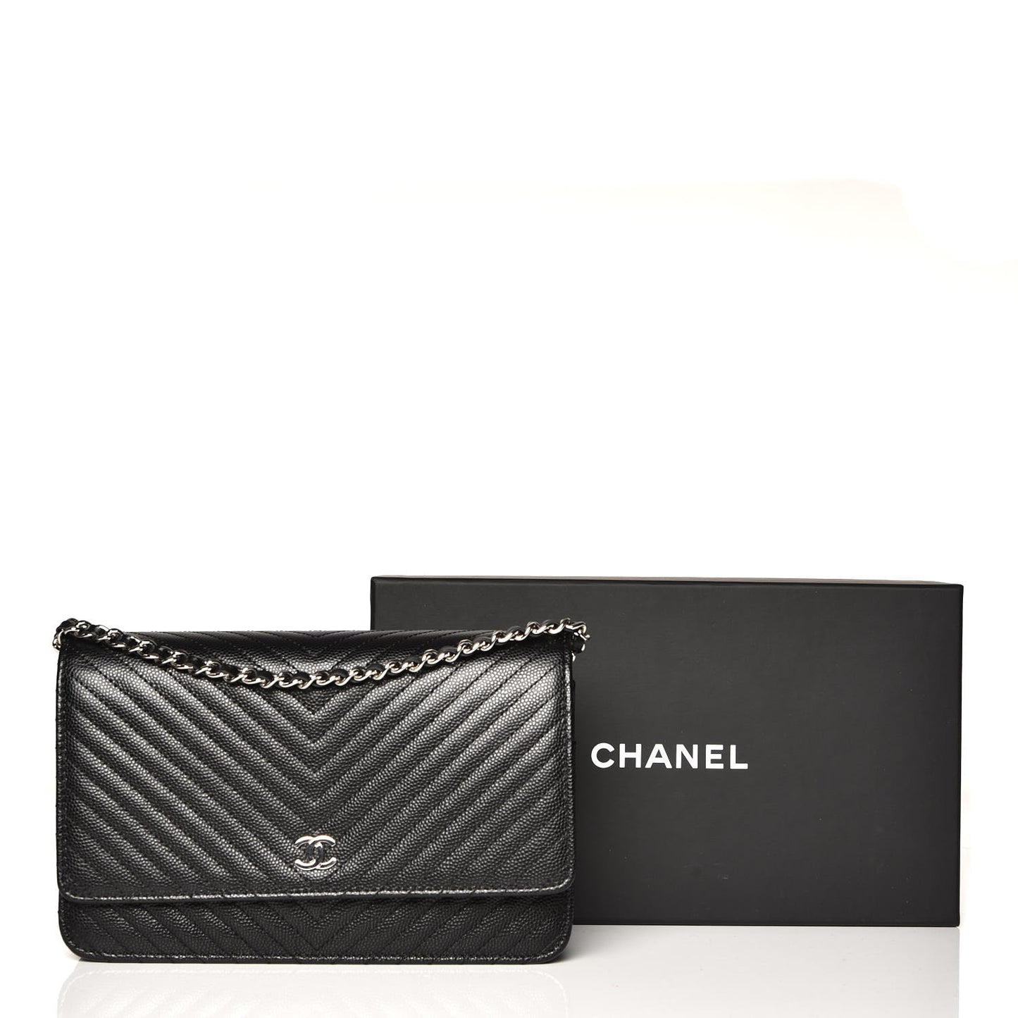 Caviar Chevron Quilted Wallet On Chain WOC Black