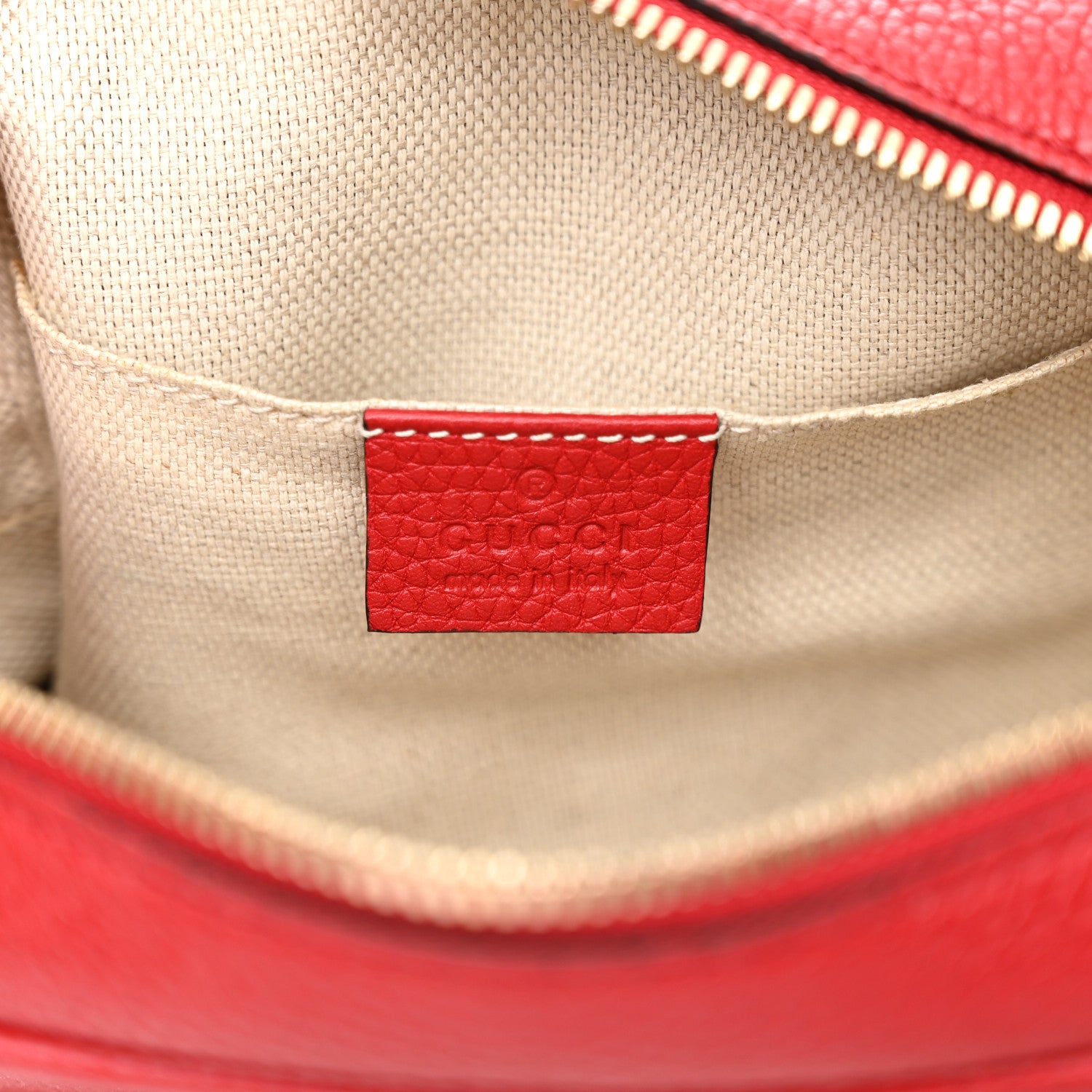 Gucci Pebbled Calfskin Small Soho Disco Bag Tabasco Red 6 of 10