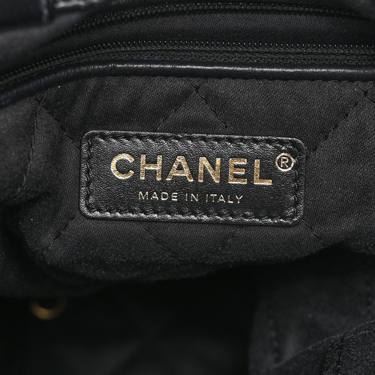 Shiny Calfskin Quilted Chanel 22 Backpack Black