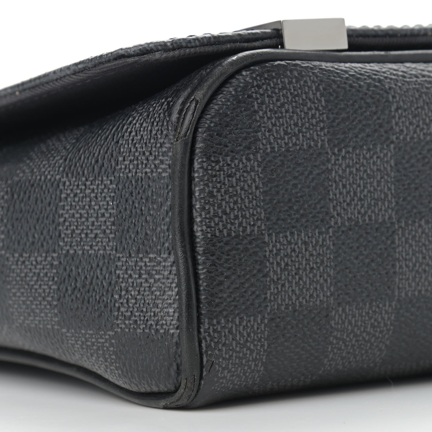 Louis Vuitton Damier Graphite District PM 8 of 14