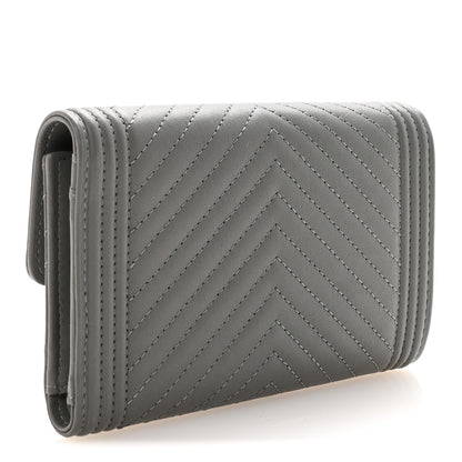Chanel Calfskin Chevron Quilted Medium Boy Flap Wallet Grey 3 of 8