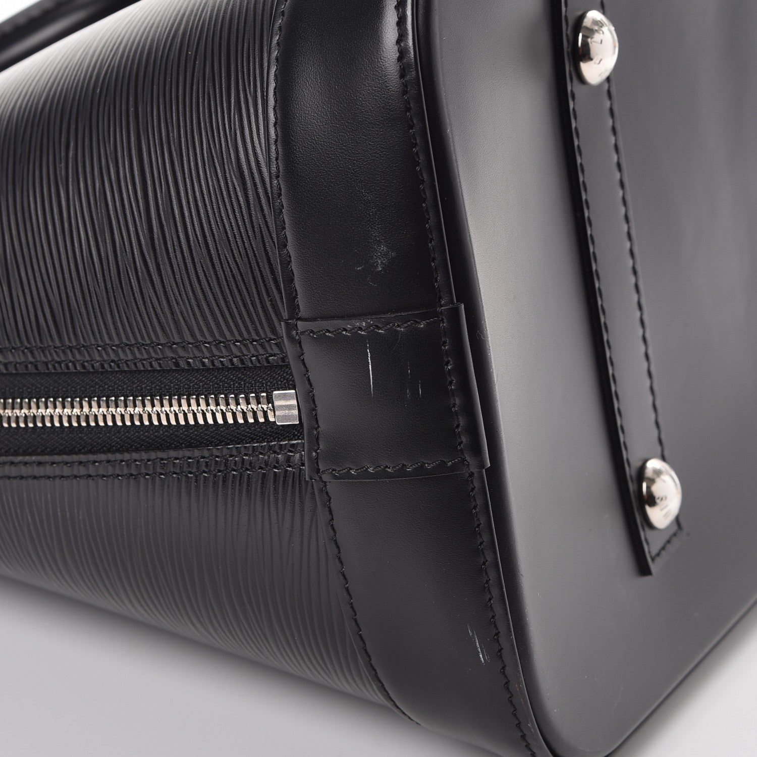 Louis Vuitton Epi Alma GM Black 9 of 14