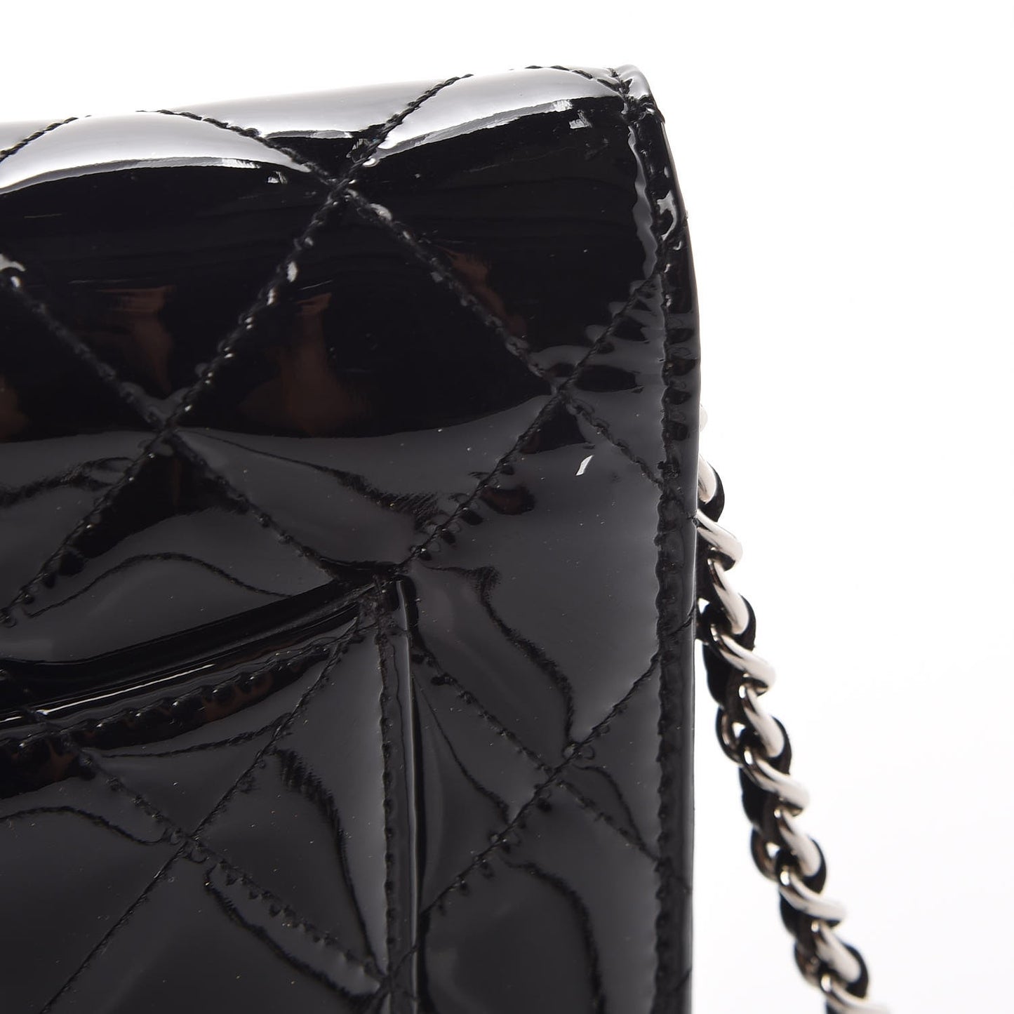 Patent Quilted Wallet On Chain WOC Black
