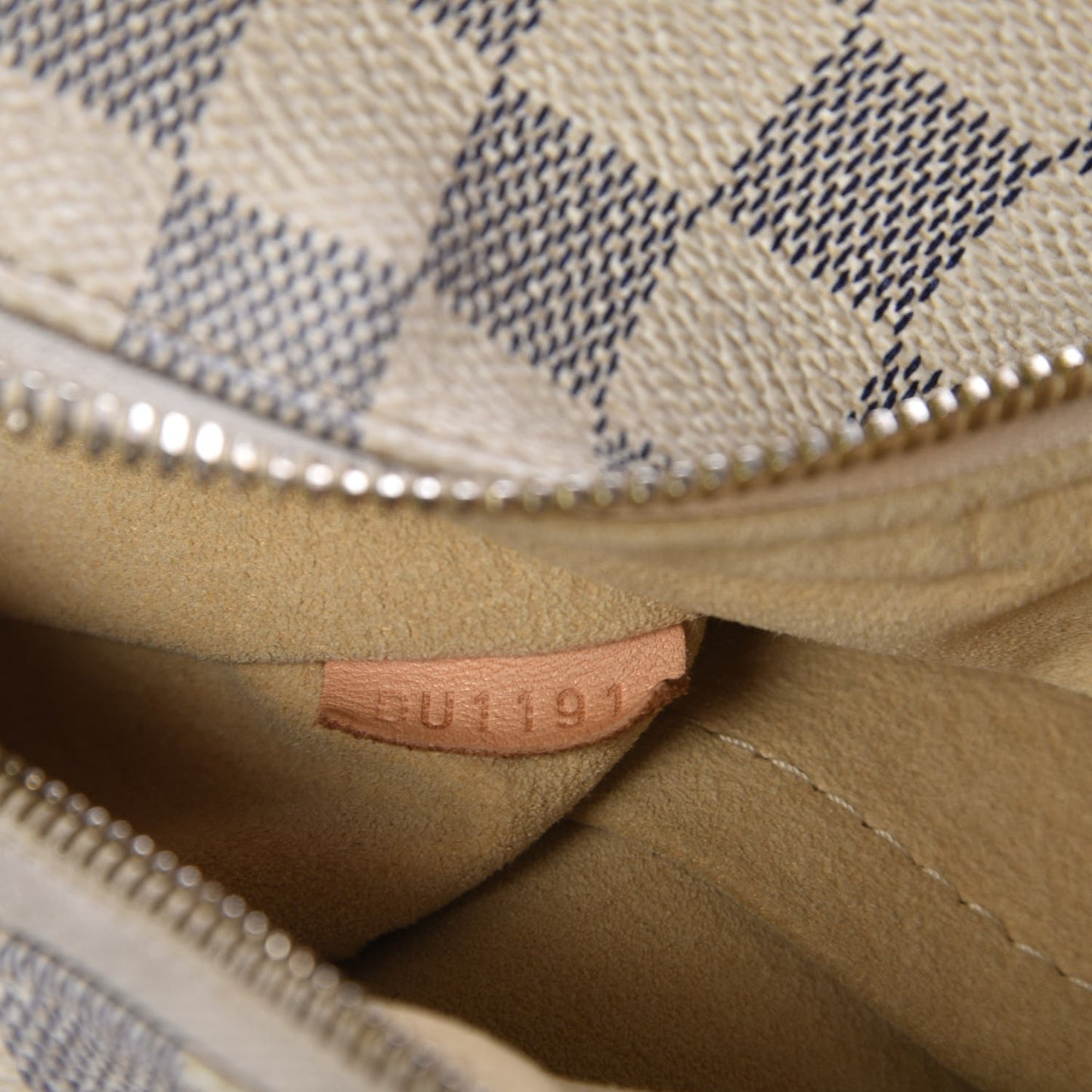 Damier Azur Evora MM