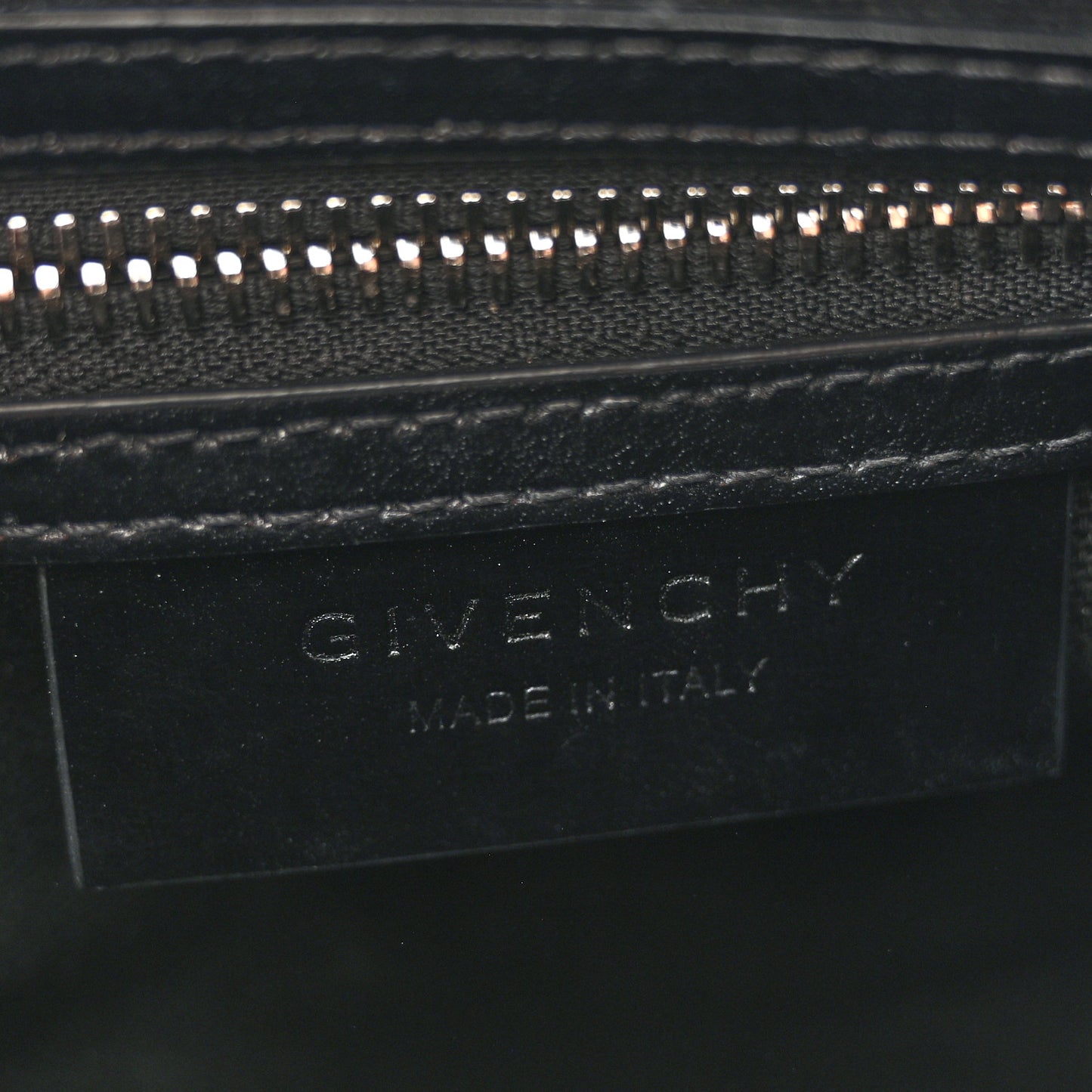 Shiny Lord Calfskin Mini Antigona Black