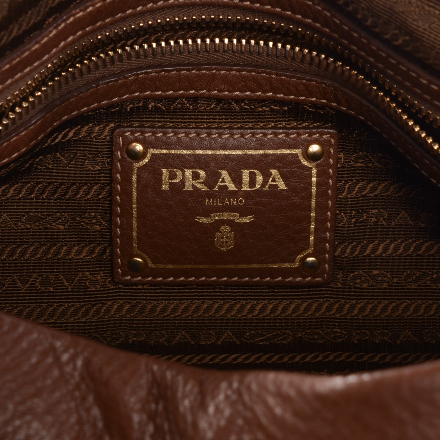 Prada Tessuto Vitello Daino Tote Corinto 7 of 10
