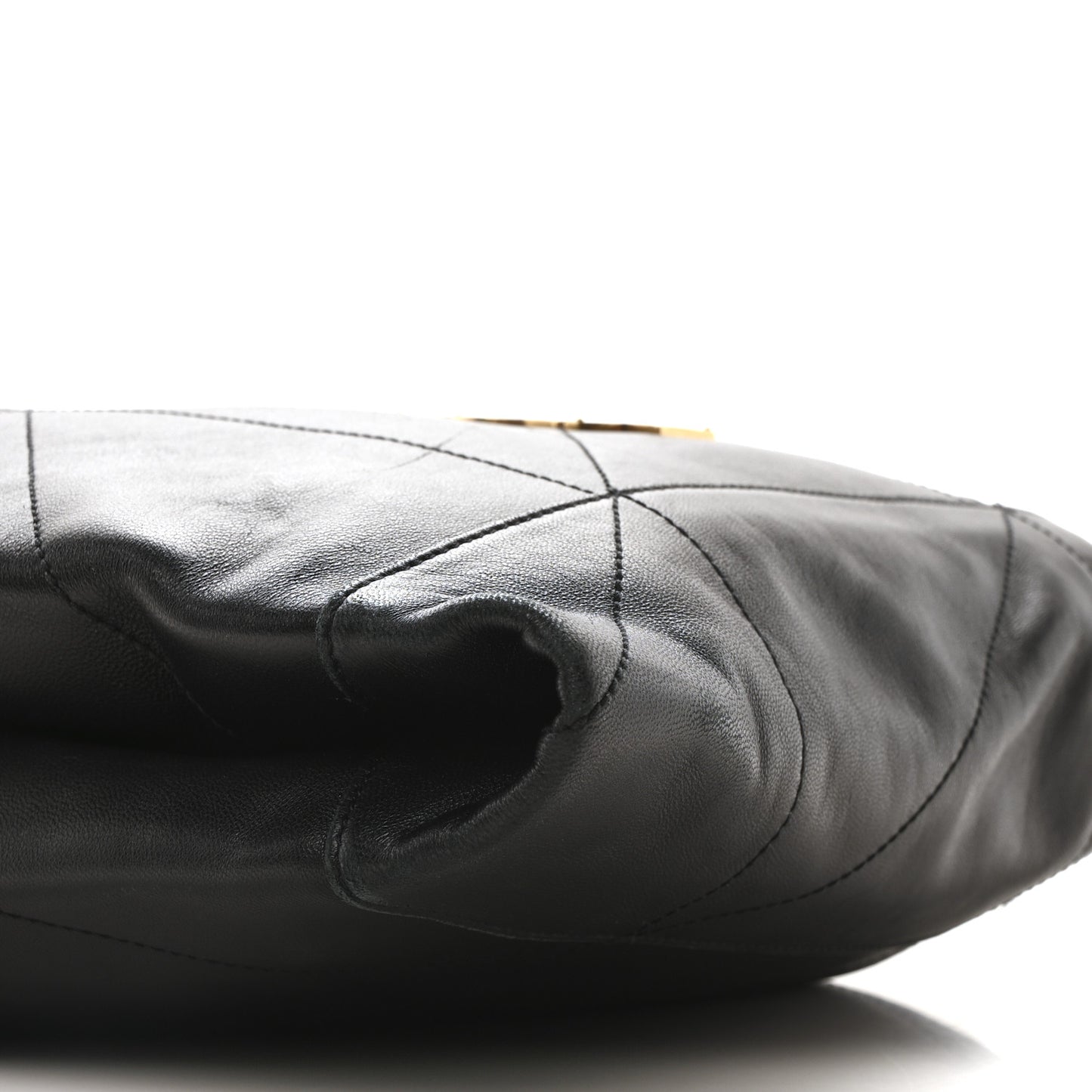 Lambskin Matelasse Monogram Medium Jamie 4.3 Pochon Black