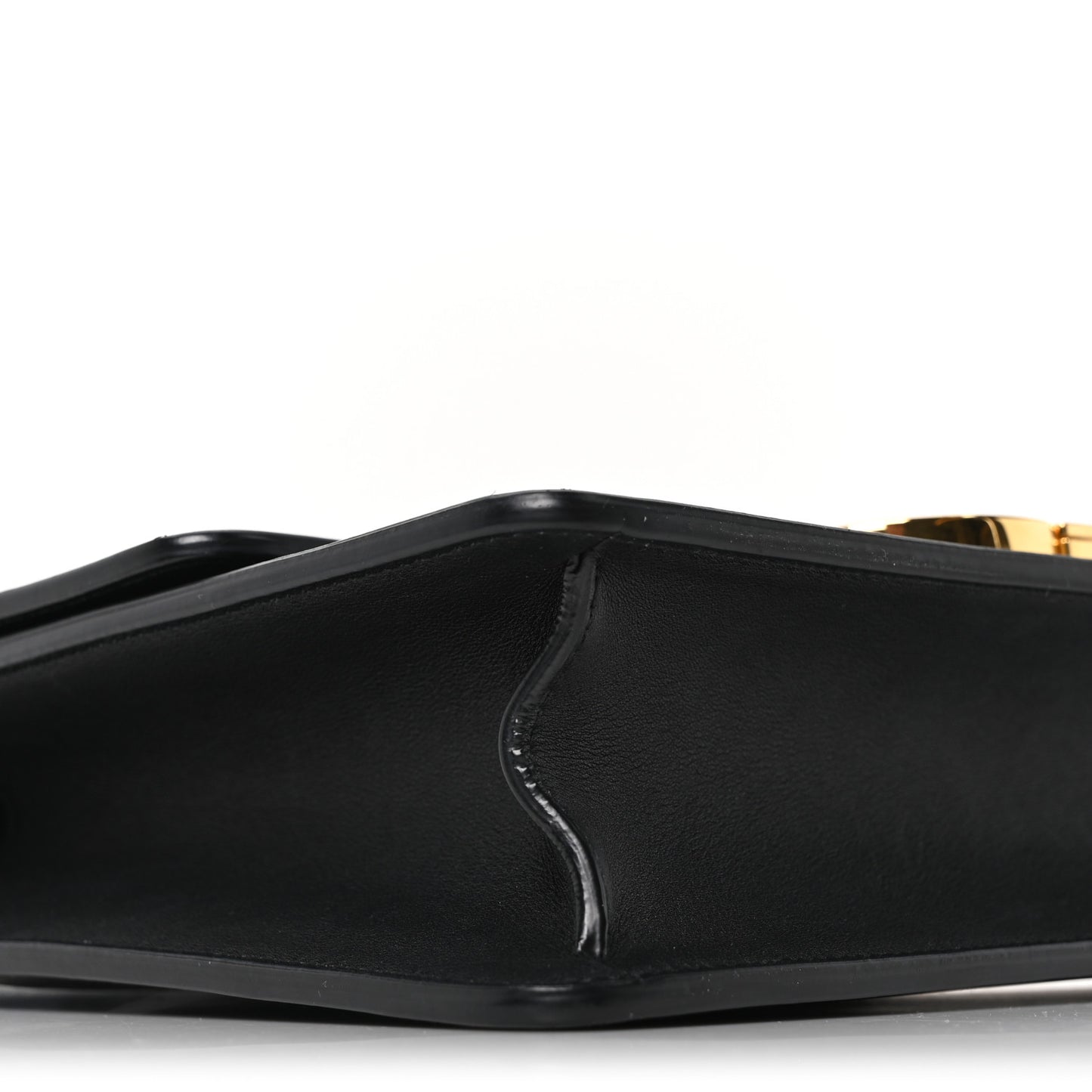 Box Calfskin 30 Montaigne Flap Bag Black