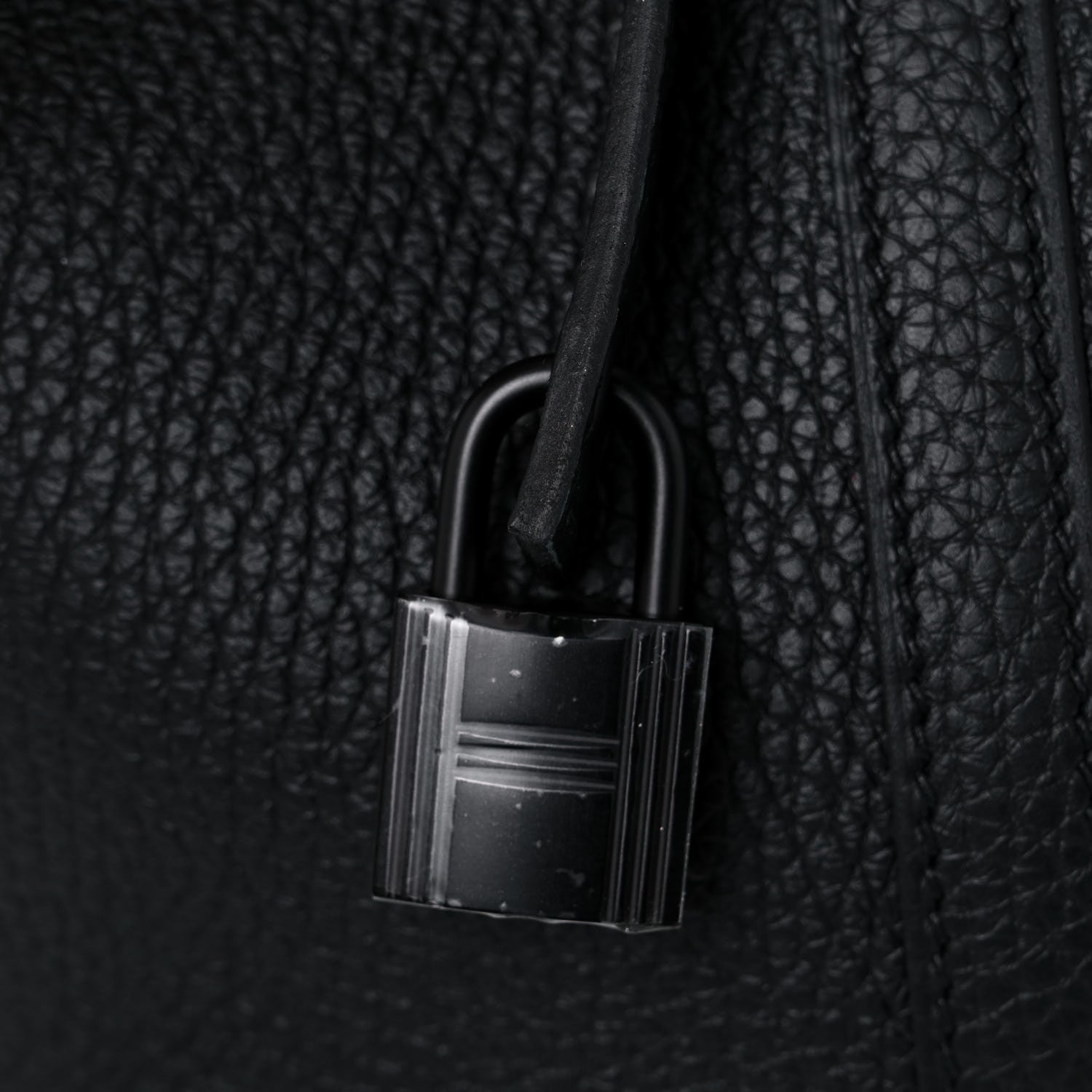 Hermes Taurillon Clemence Monochrome Picotin Lock 22 MM Black 11 of 12