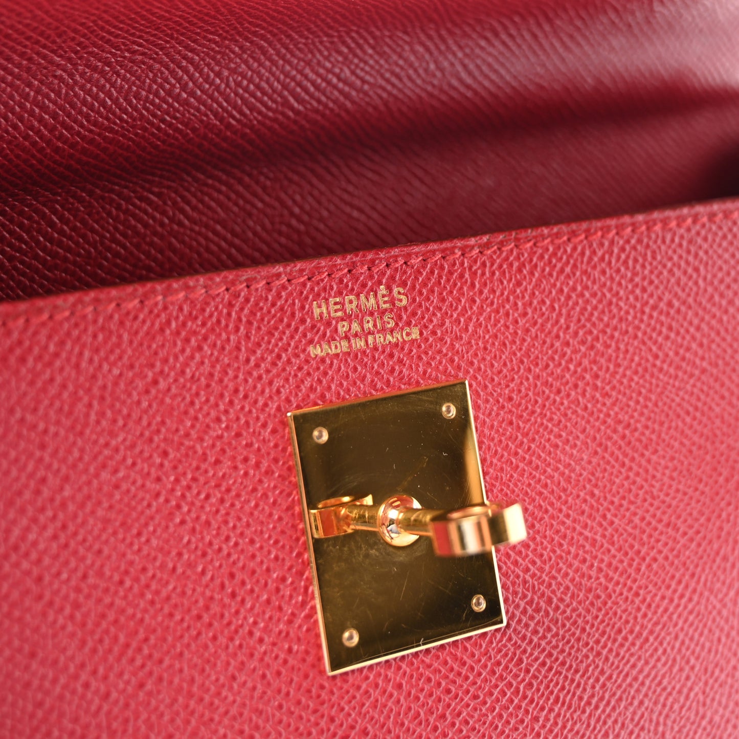 Epsom Kelly Sellier 32 Rouge Vif