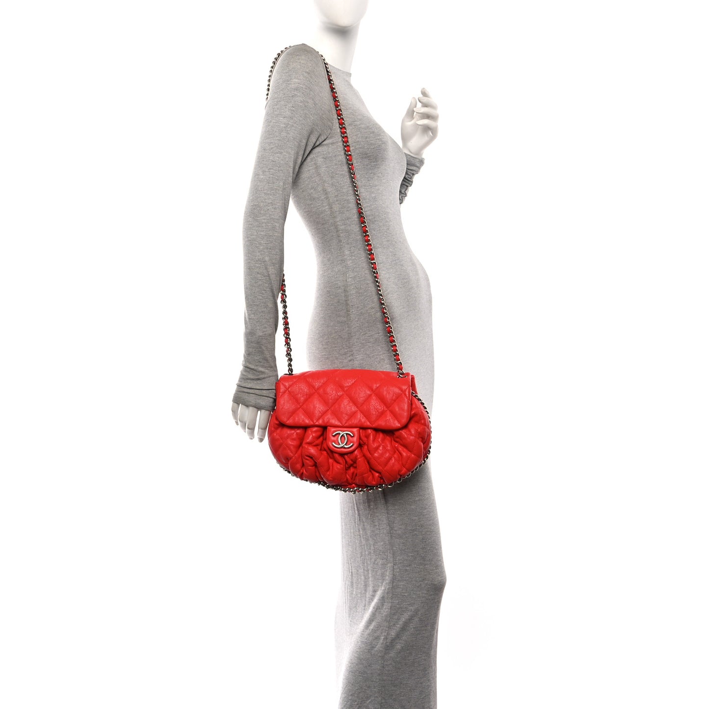 Washed Lambskin Quilted Medium Chain Around Messenger Red