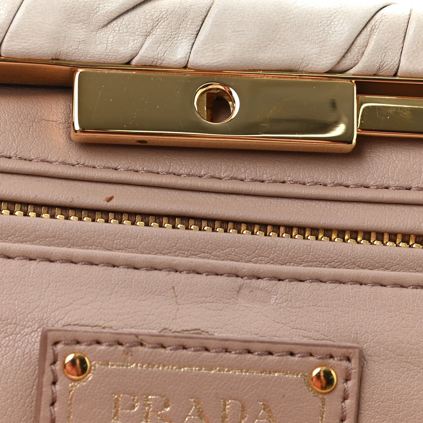 Nappa Gaufre Clutch Cera