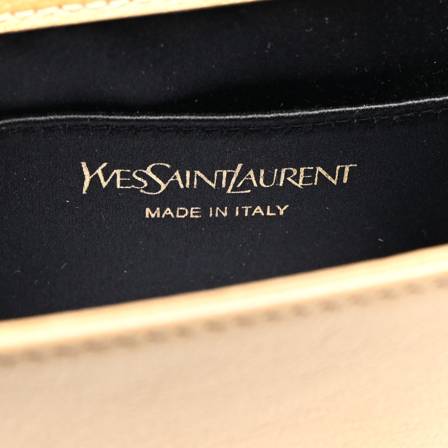 Saint Laurent Calfskin Monogram Large Belle De Jour Clutch Beige 6 of 7