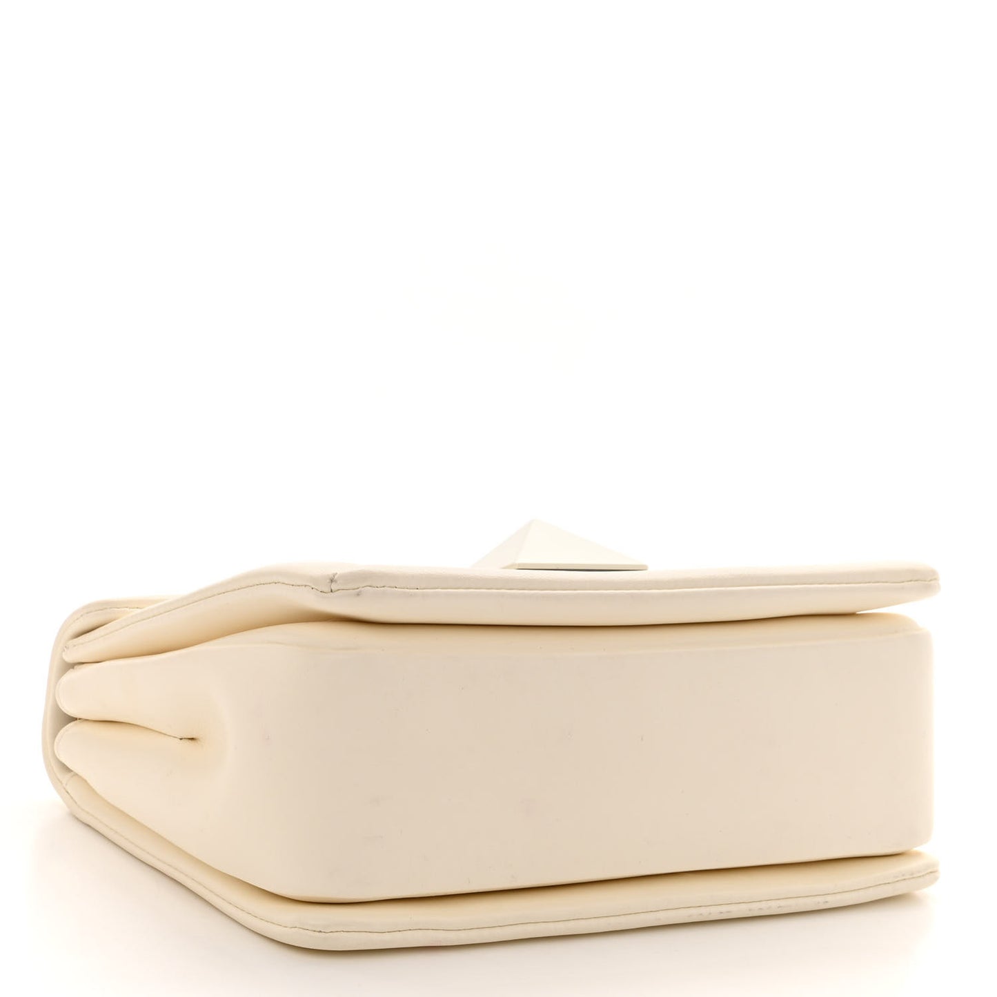 Nappa Lacquer Monochrome One Stud Chain Clutch Ivory