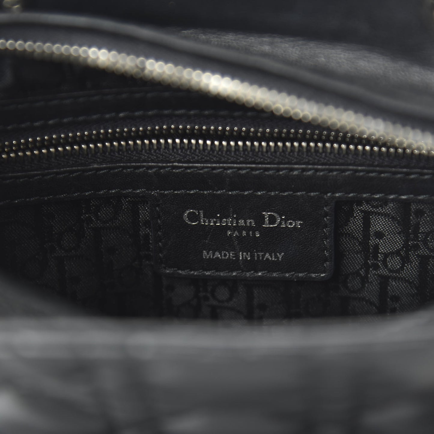 Lambskin Cannage Medium Whipstitch Lady Dior Black