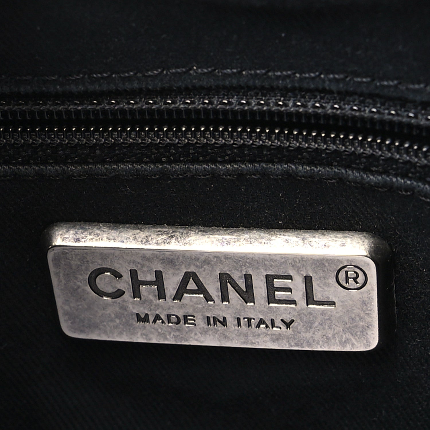 Chanel Distressed Caviar Outdoor Ligne Tote Navy 6 of 12