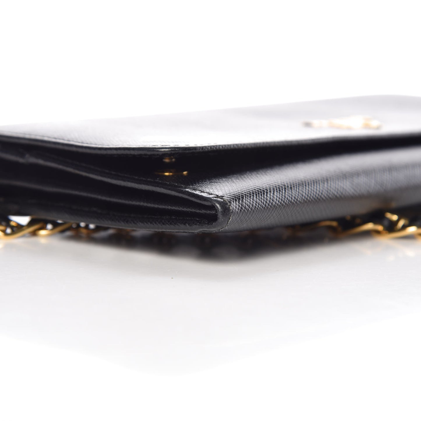 Saffiano Metal Oro Chain Wallet Black