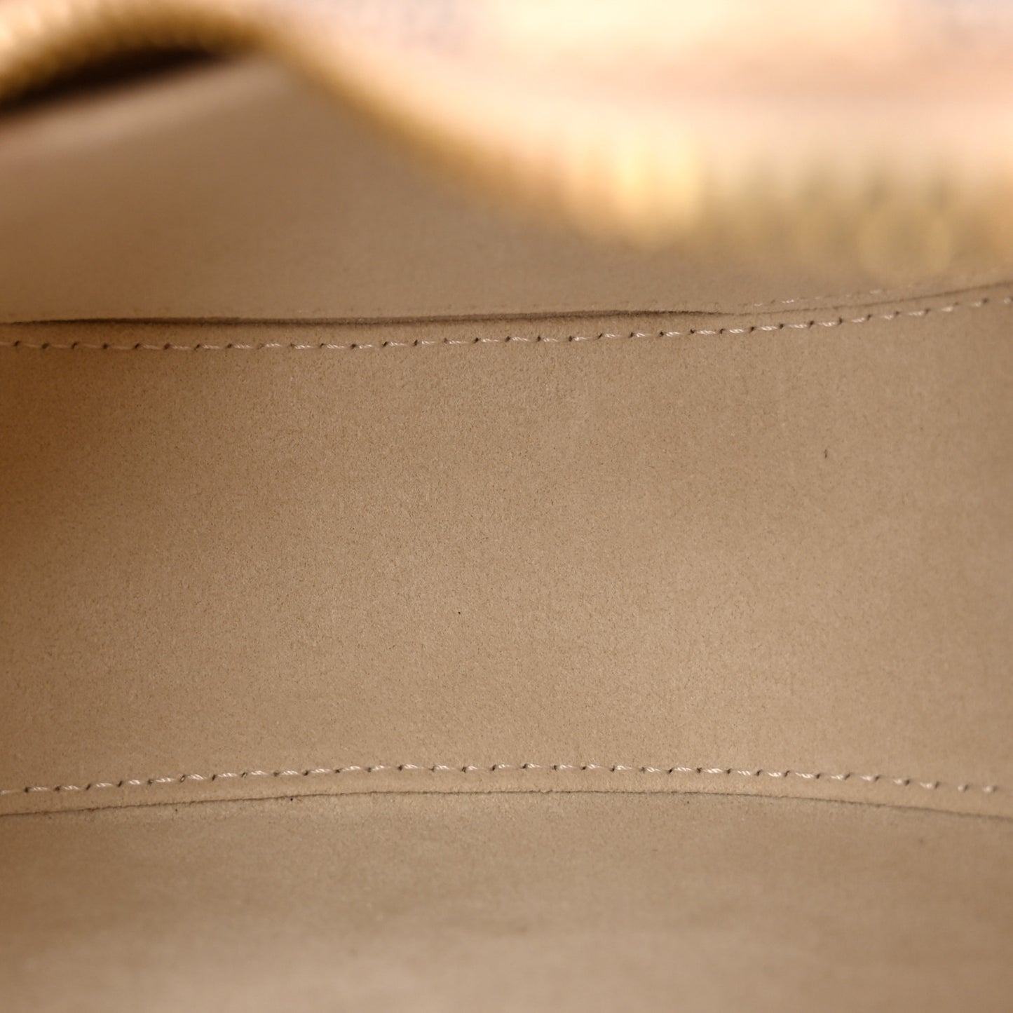 Damier Azur Boite Chapeau Souple PM