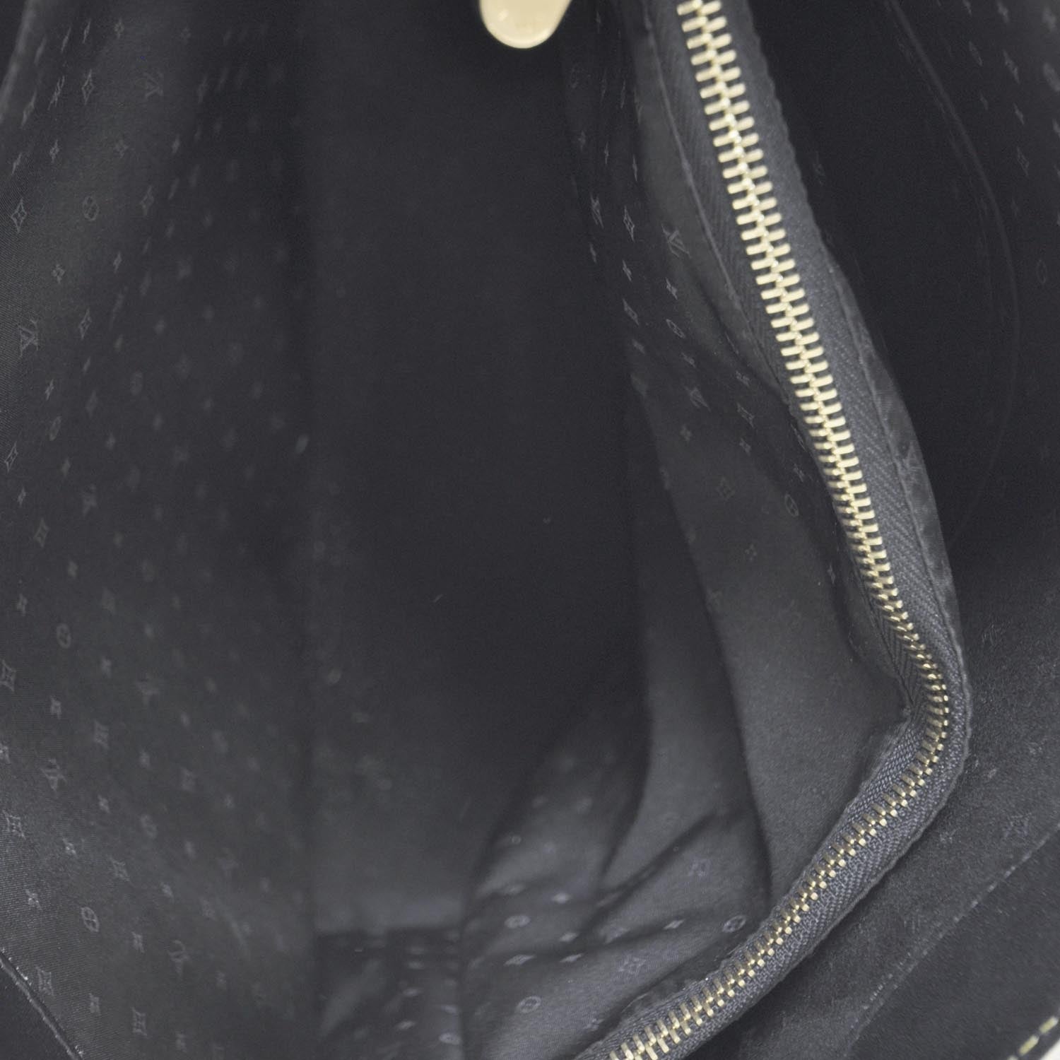 Louis Vuitton Suhali Le Fabuleux Black 8 of 10
