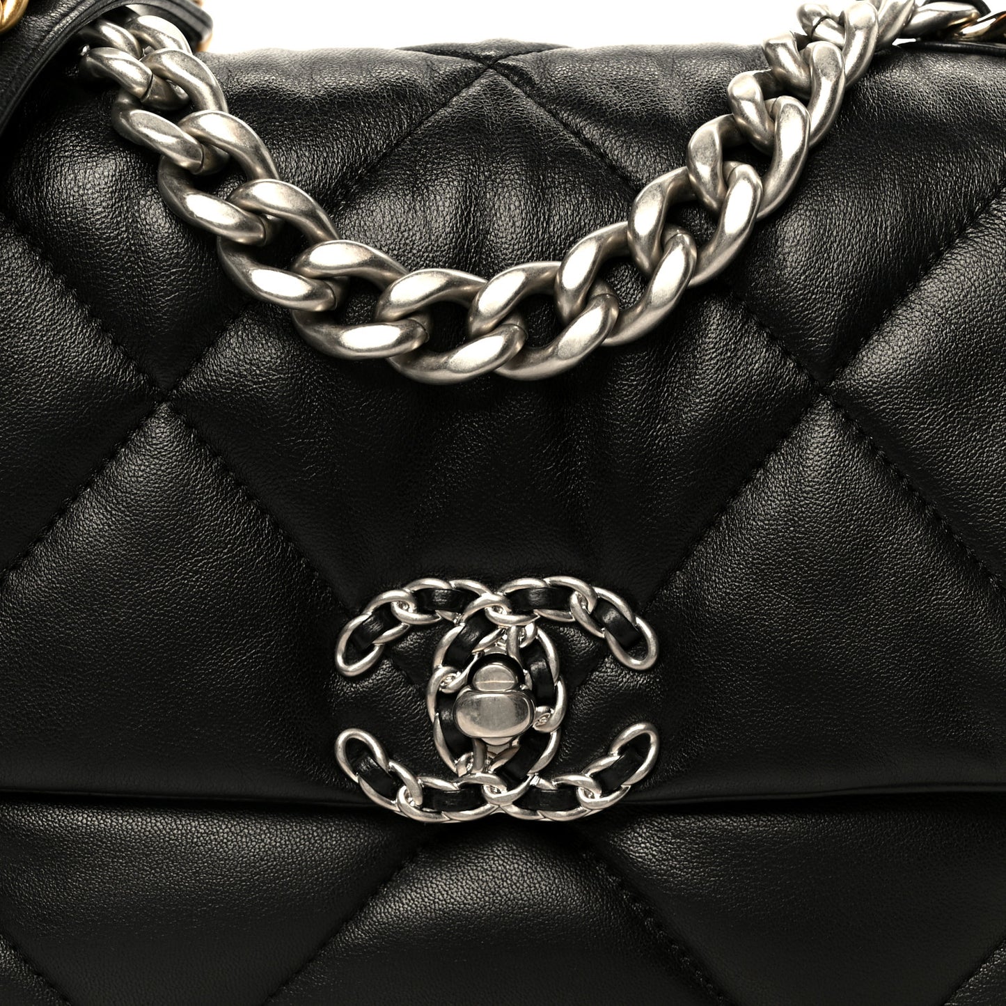 Lambskin Quilted Medium Chanel 19 Flap Black