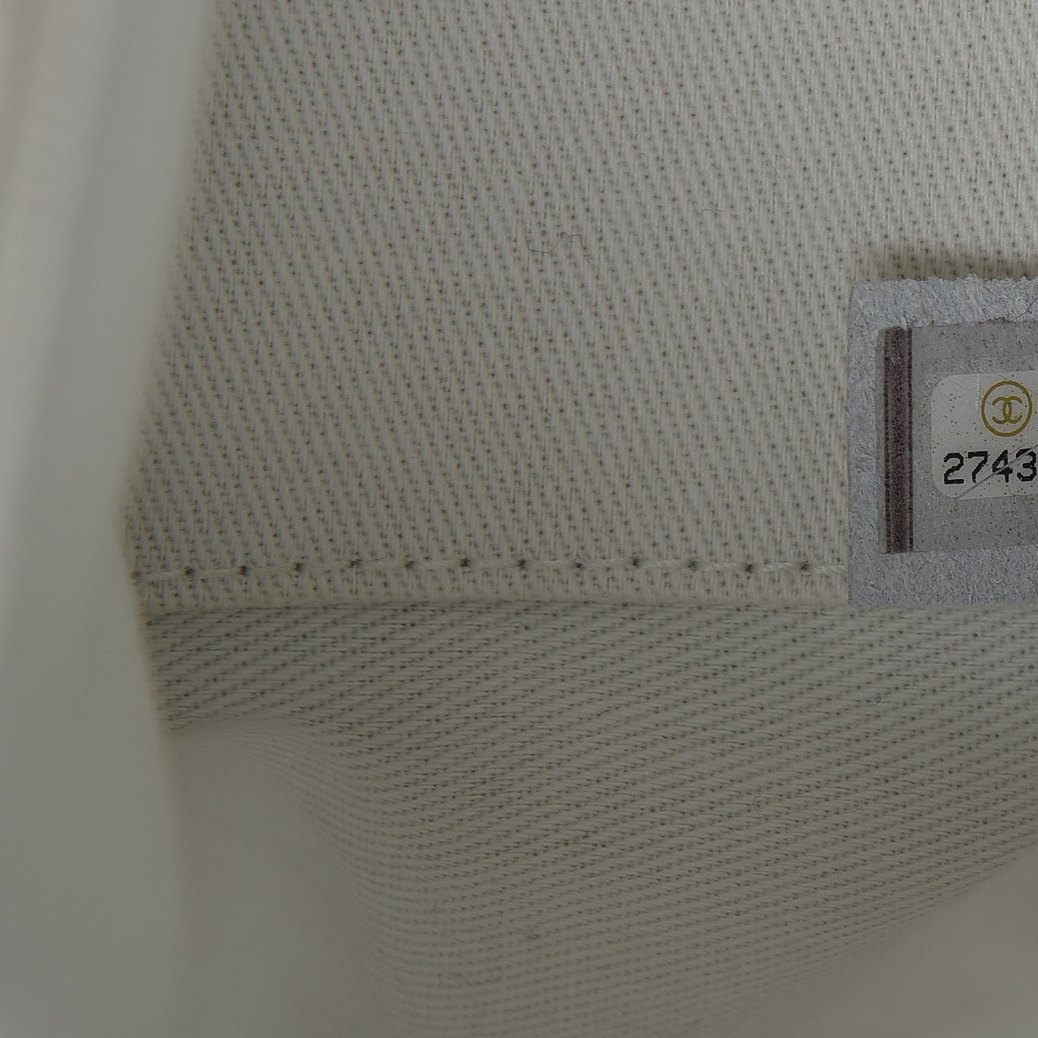 Chanel Caviar Quilted Large Business Affinity Flap White 7 of 10