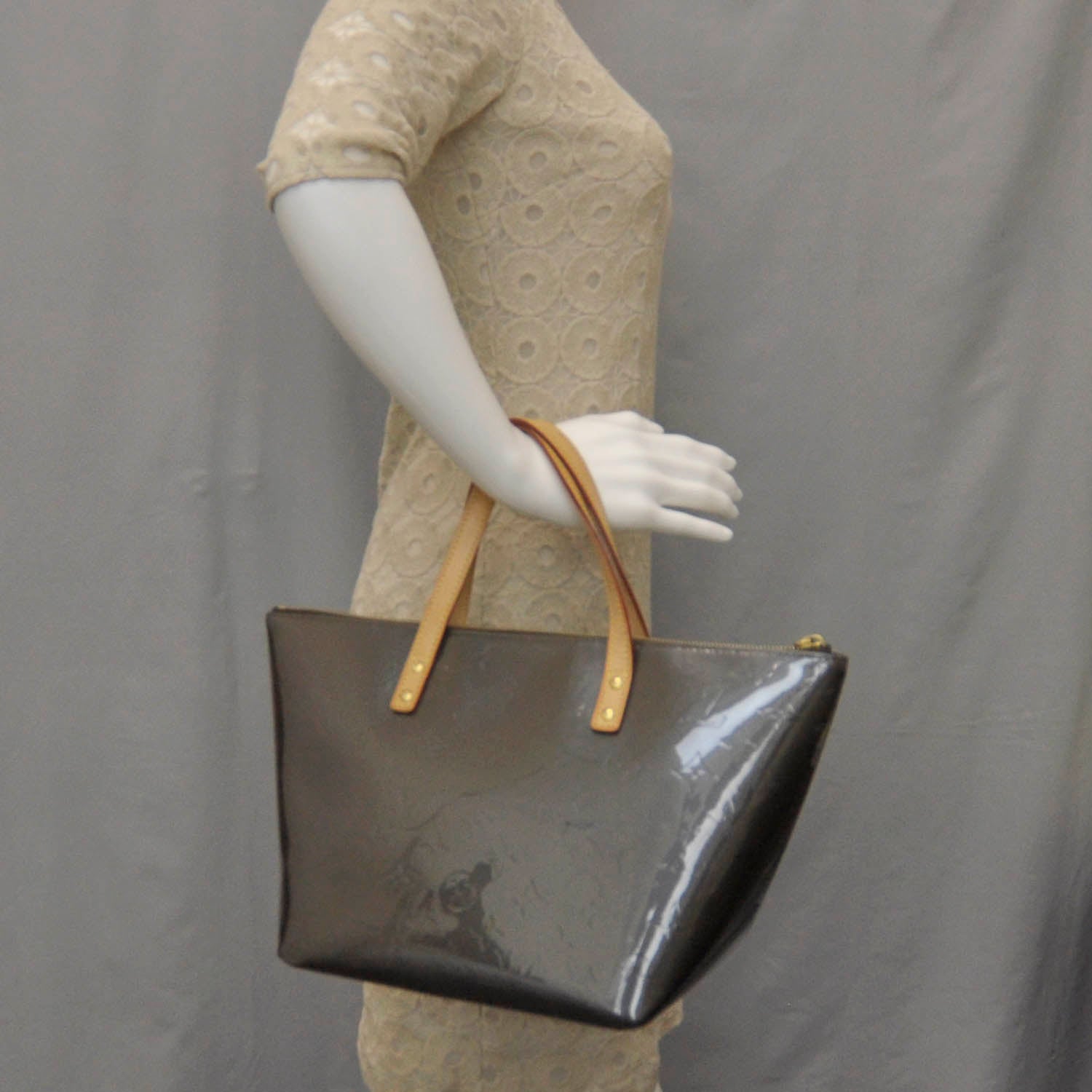 Louis Vuitton Vernis Bellevue PM Vert Bronze 2 of 8