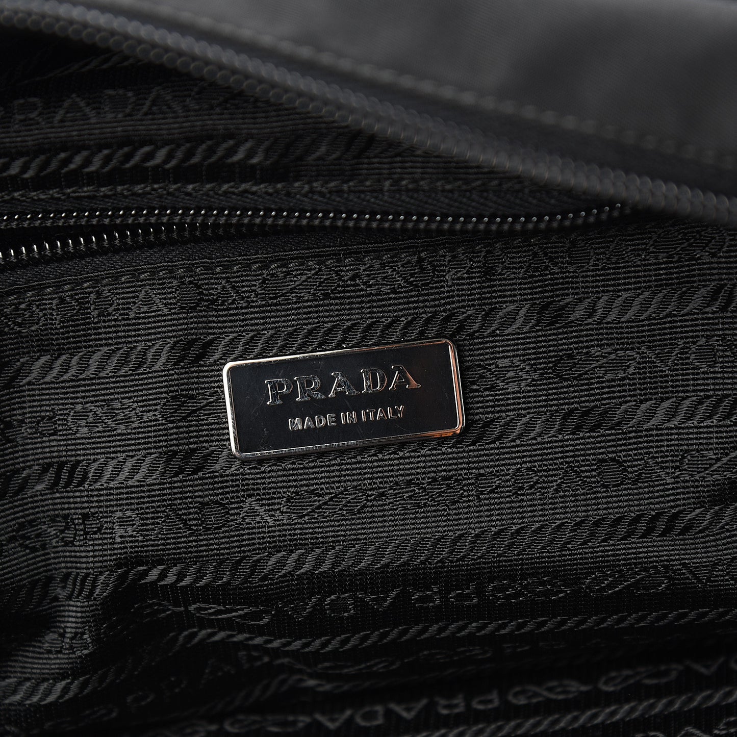 Tessuto Nylon Logo Tote Black