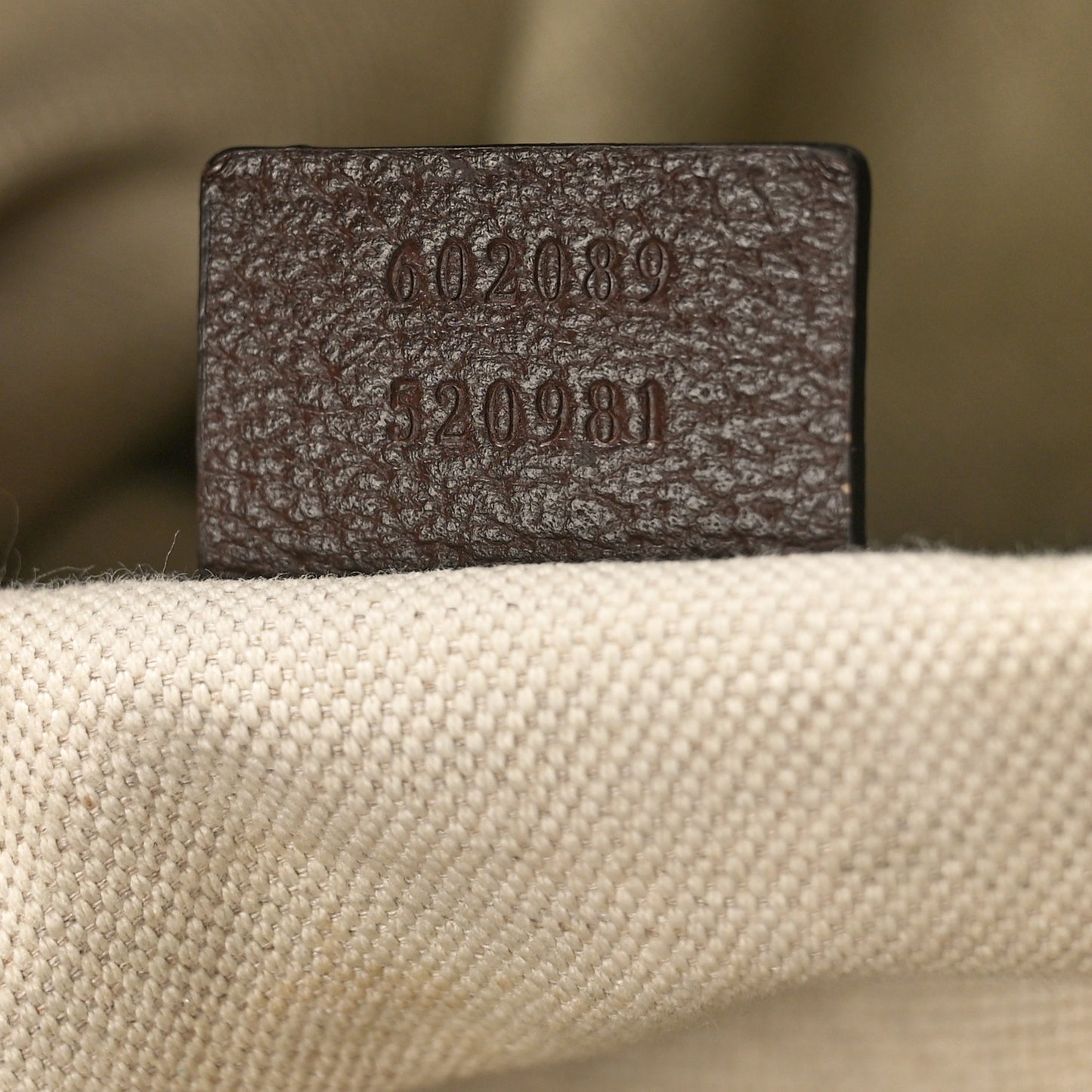 Monogram Textured Dollar Calfskin Horsebit 1955 Cinch Top Messenger Bag Beige Ebony Cocoa