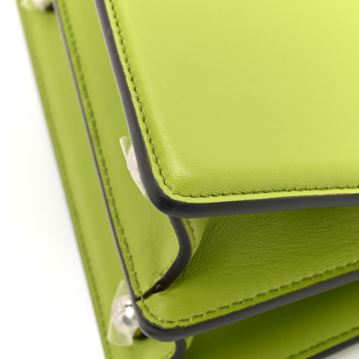 Shiny Nappa Petite Peekaboo I SEE U Satchel Verde Mela