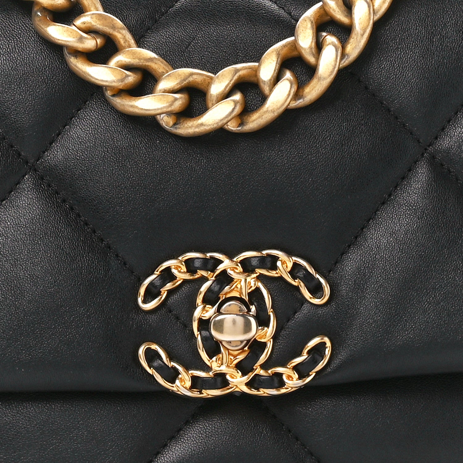 Chanel Lambskin Quilted Medium Chanel 19 Flap Black 8 of 10