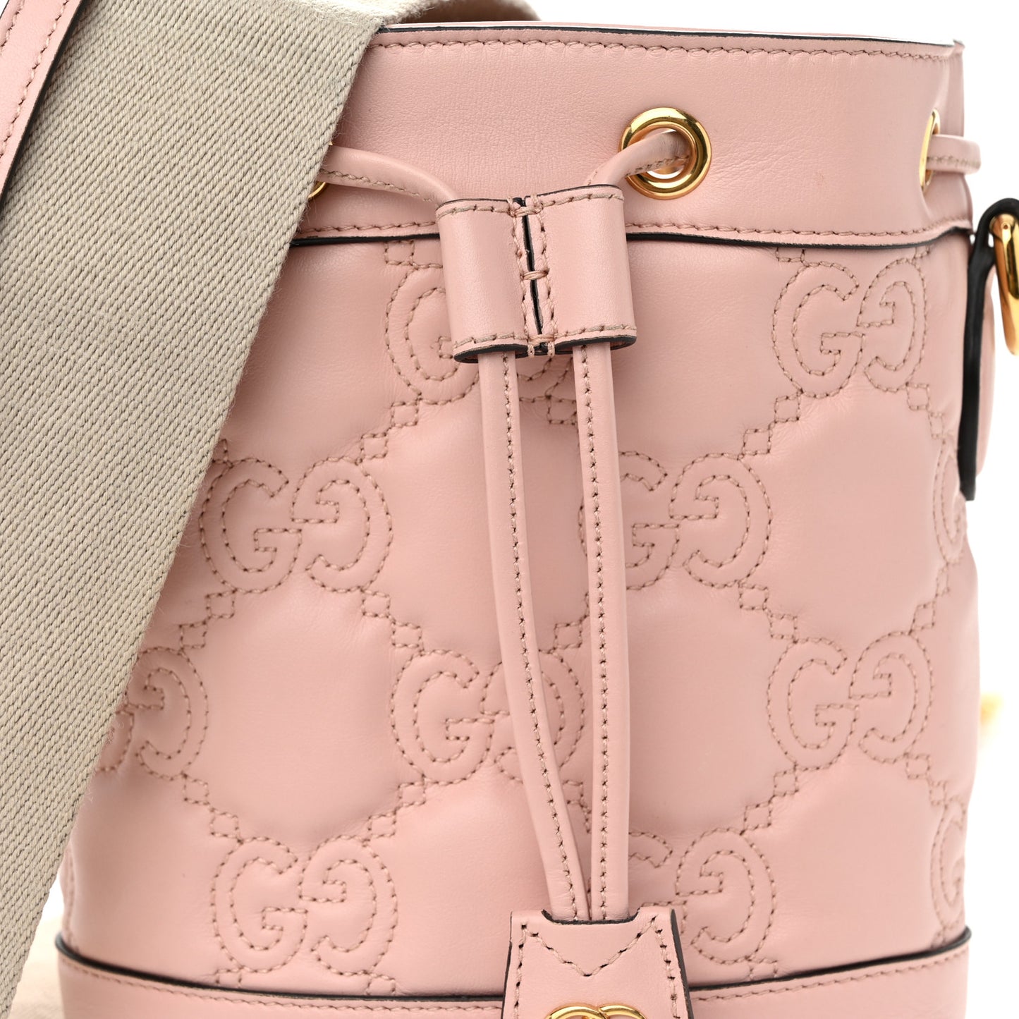 Calfskin GG Matelasse Bucket Bag Perfect Pink Natural