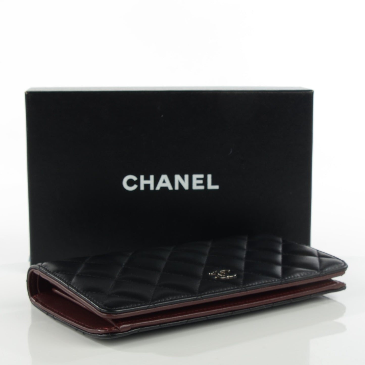 Lambskin Quilted Yen Wallet Black
