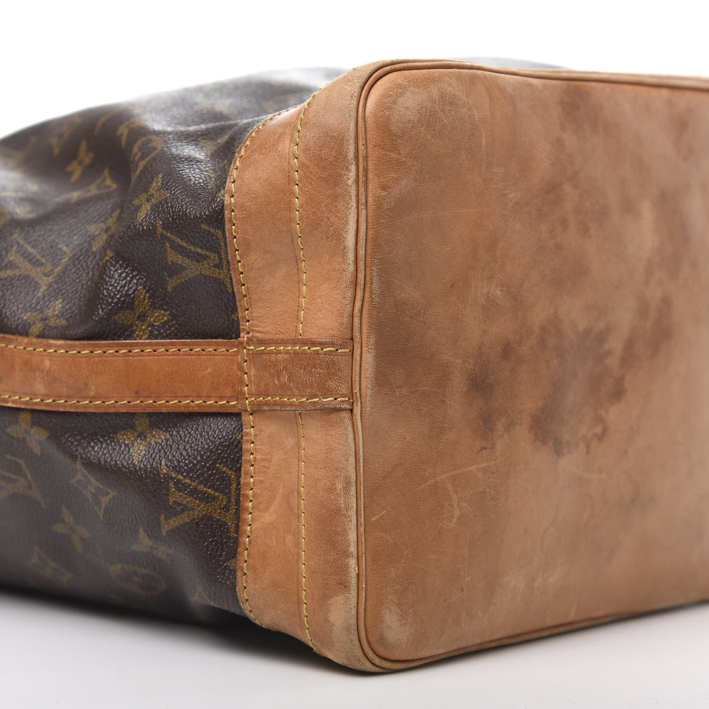 Monogram Noe
